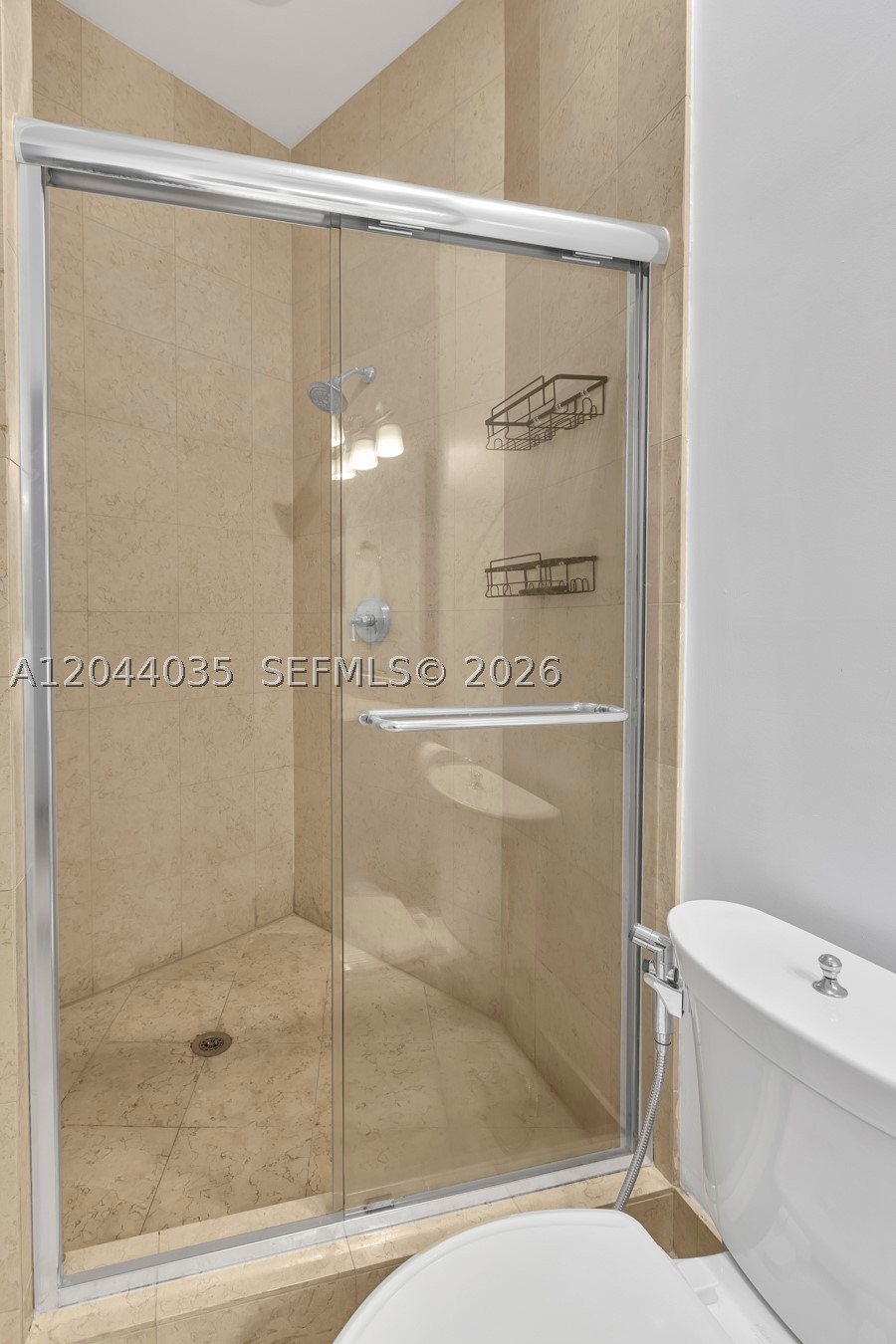 20000 E Country Club Dr #108, Aventura FL 33180