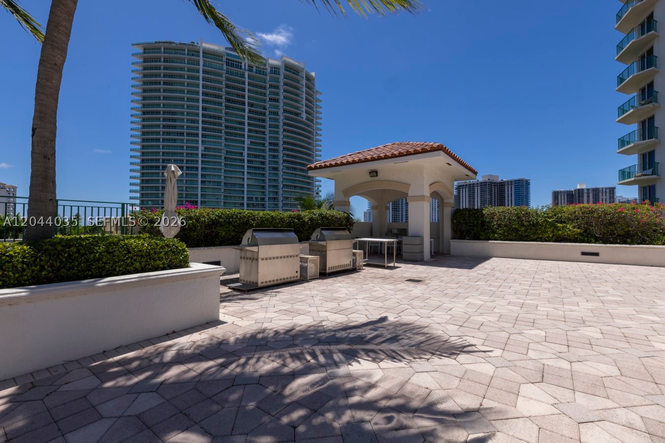 20000 E Country Club Dr #108, Aventura FL 33180