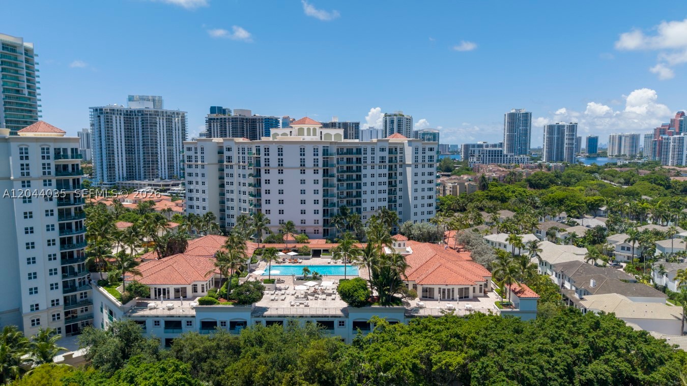 20000 E Country Club Dr #108, Aventura FL 33180