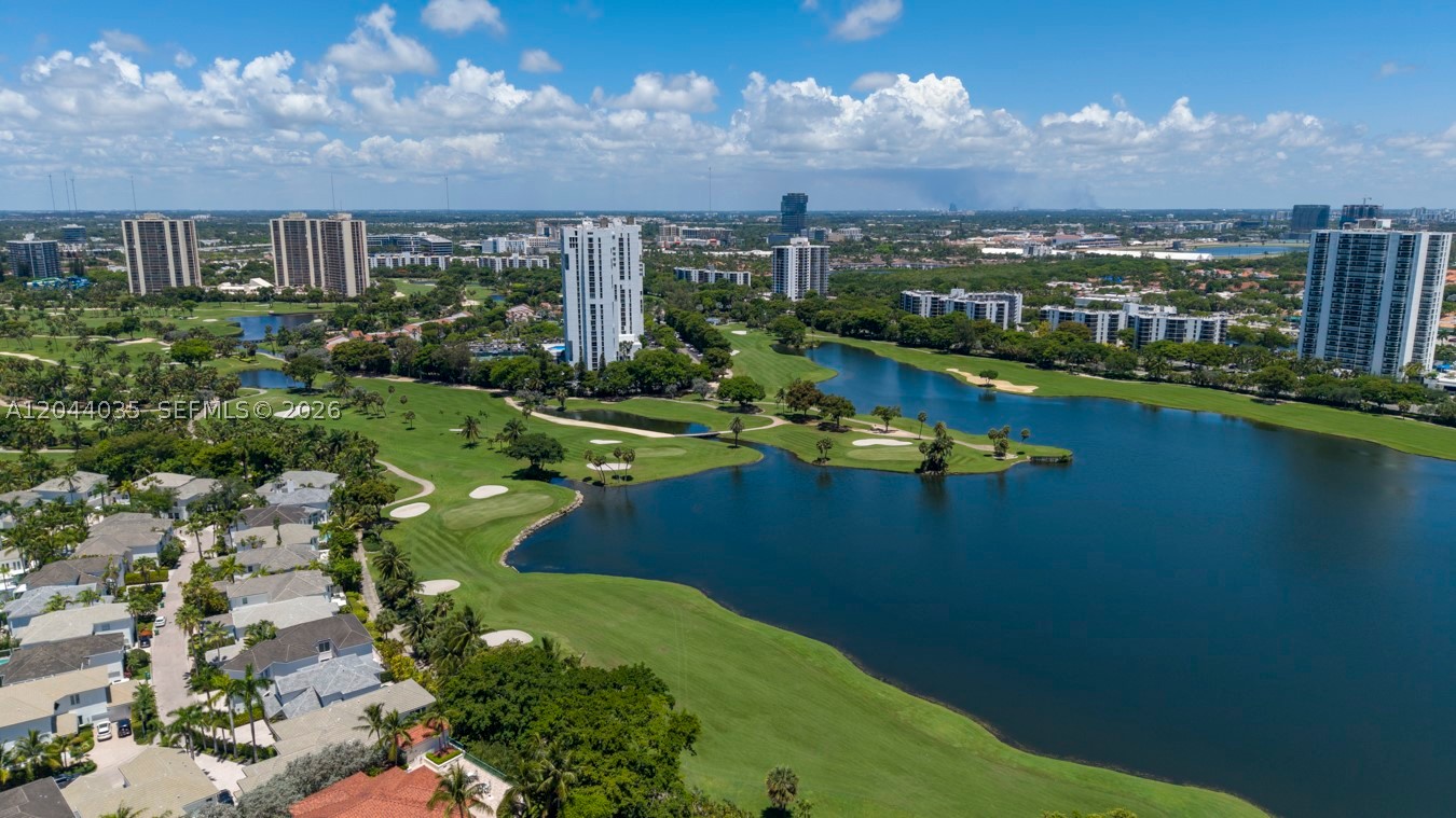 20000 E Country Club Dr #108, Aventura FL 33180