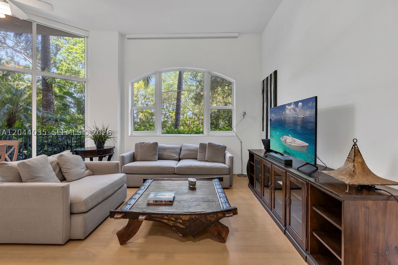 20000 E Country Club Dr #108, Aventura FL 33180