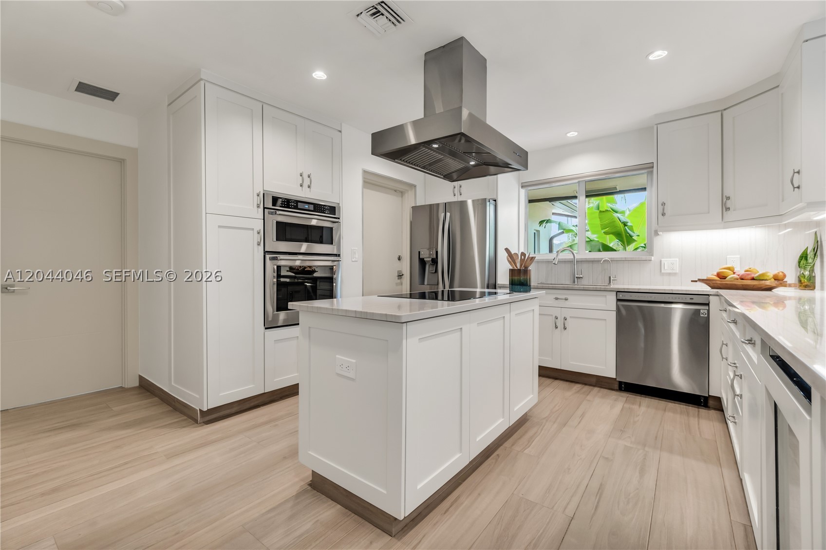 2820 NE 40th Ct, Fort Lauderdale FL 33308