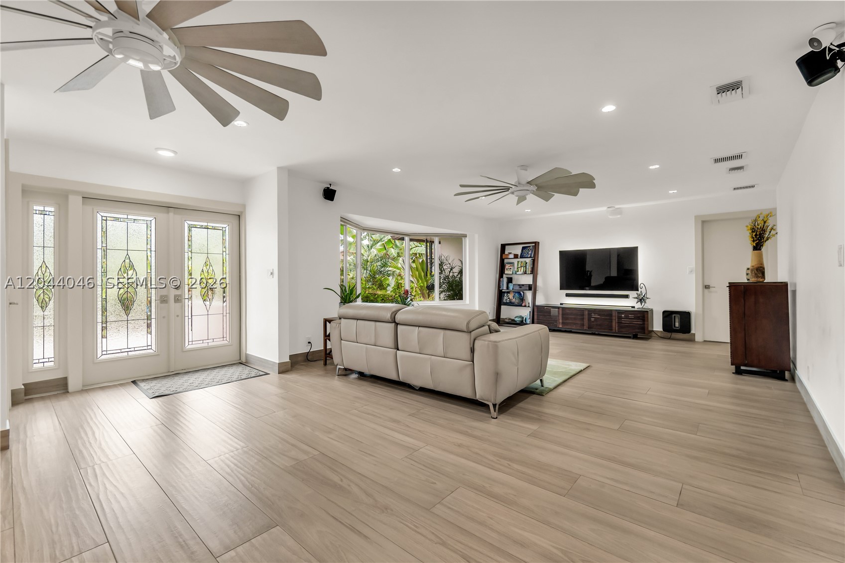 2820 NE 40th Ct, Fort Lauderdale FL 33308