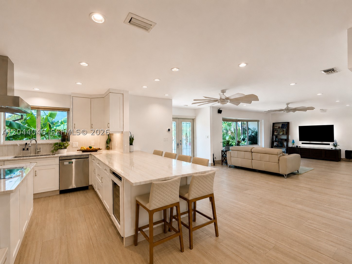 2820 NE 40th Ct, Fort Lauderdale FL 33308