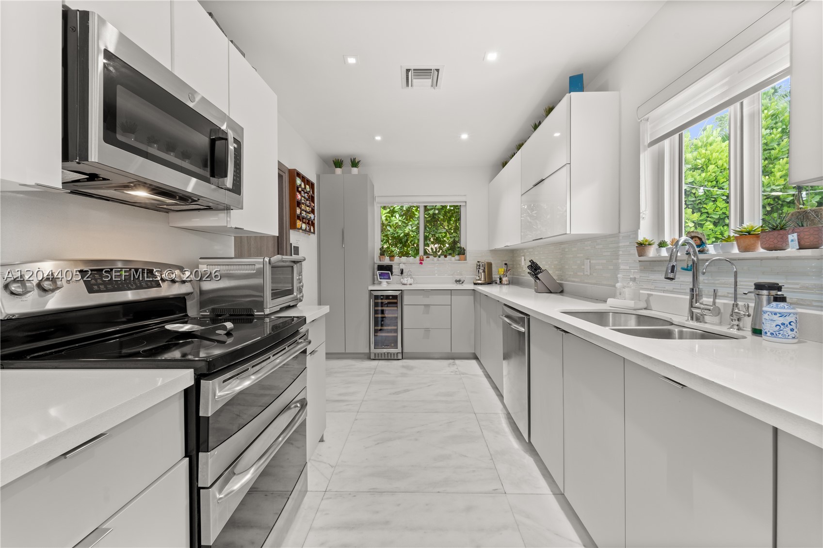 721 Bird Rd, Coral Gables FL 33146