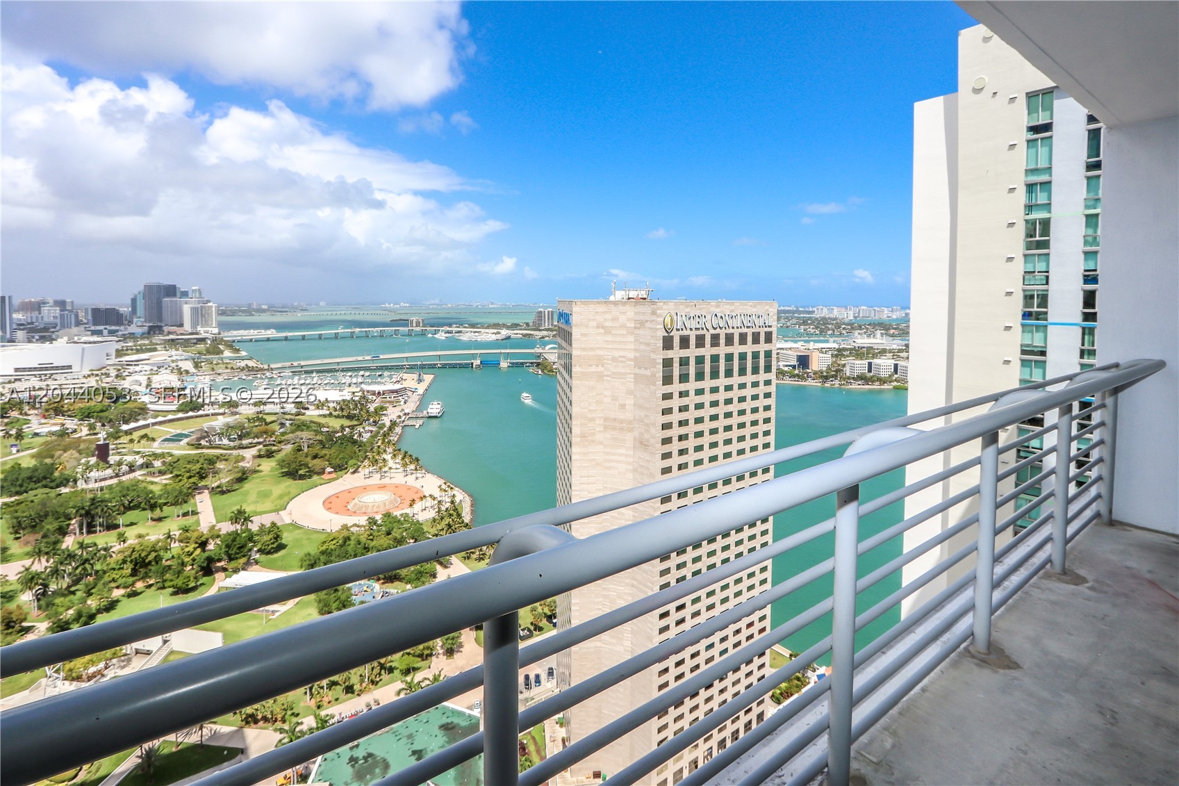 325 S Biscayne Blvd #3616, Miami FL 33131