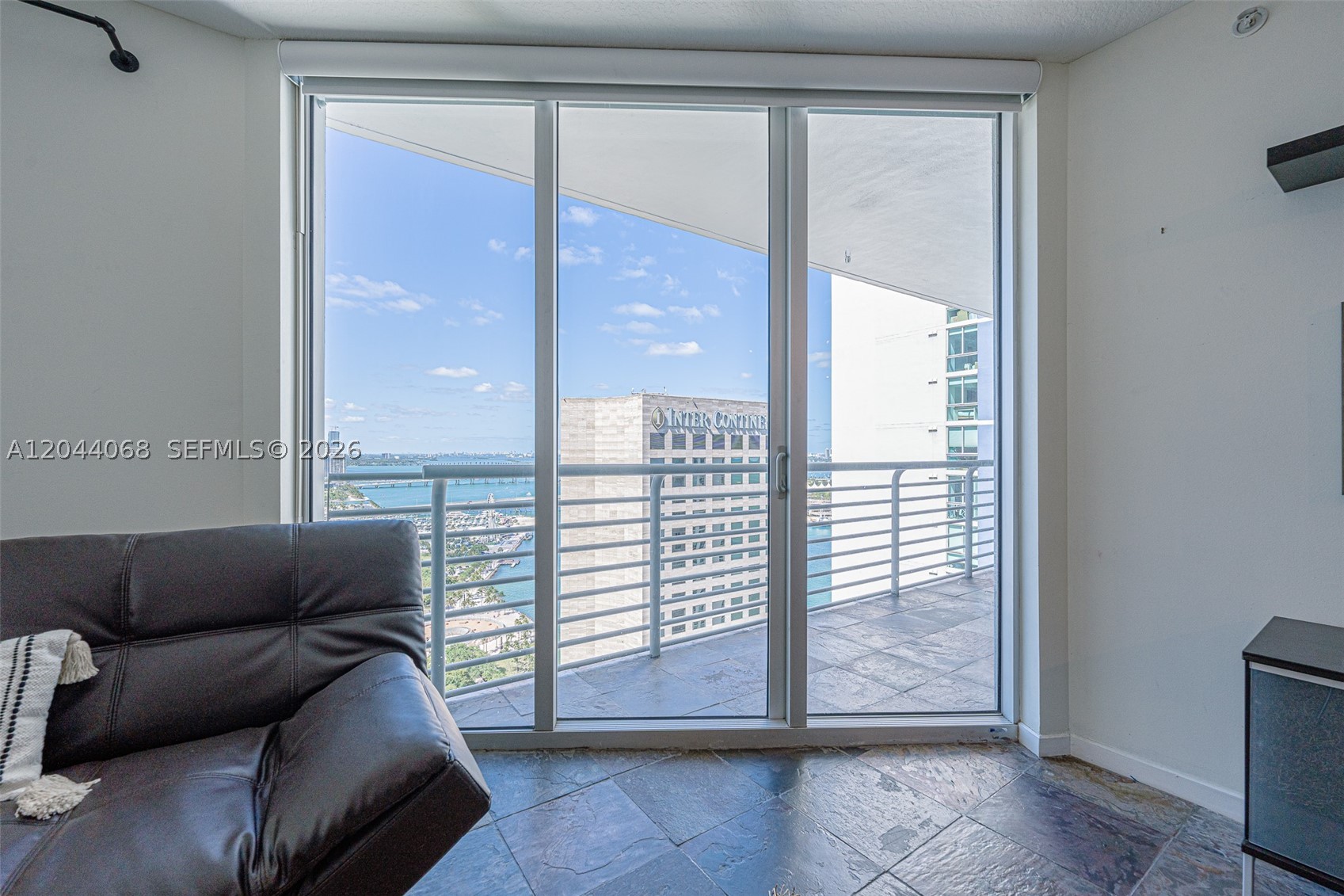 325 S Biscayne Blvd #3624, Miami FL 33131