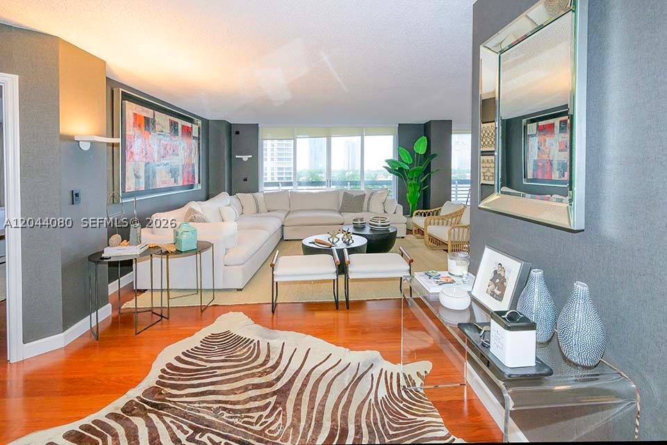 3600 Mystic Pointe Dr #718, Aventura FL 33180