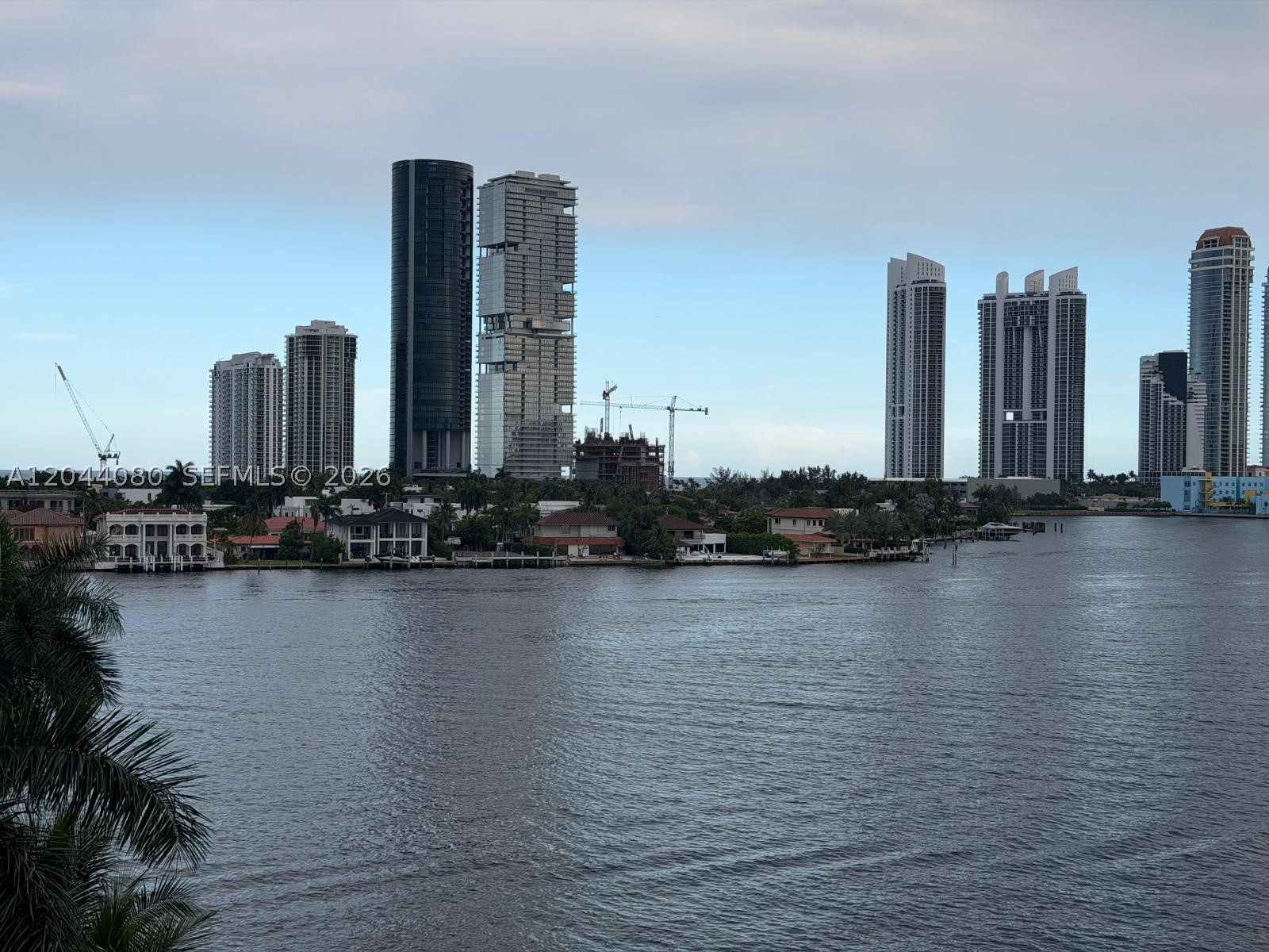 3600 Mystic Pointe Dr #718, Aventura FL 33180