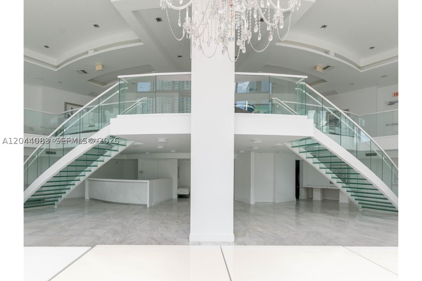 350 S Miami Ave #713, Miami FL 33130