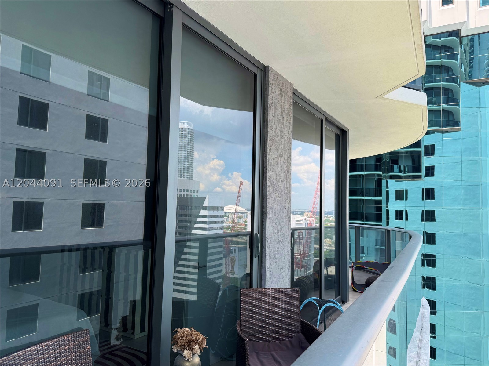 55 SW 9th St #2208, Miami FL 33130