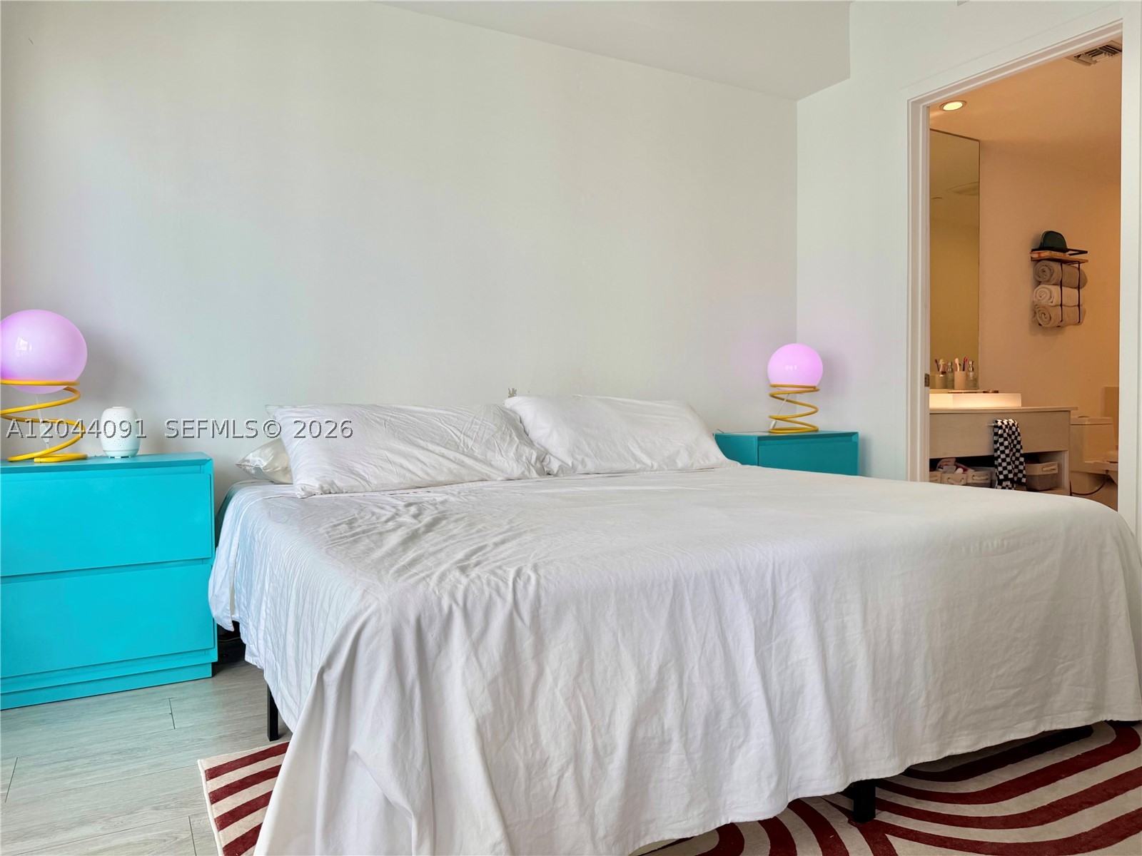 55 SW 9th St #2208, Miami FL 33130