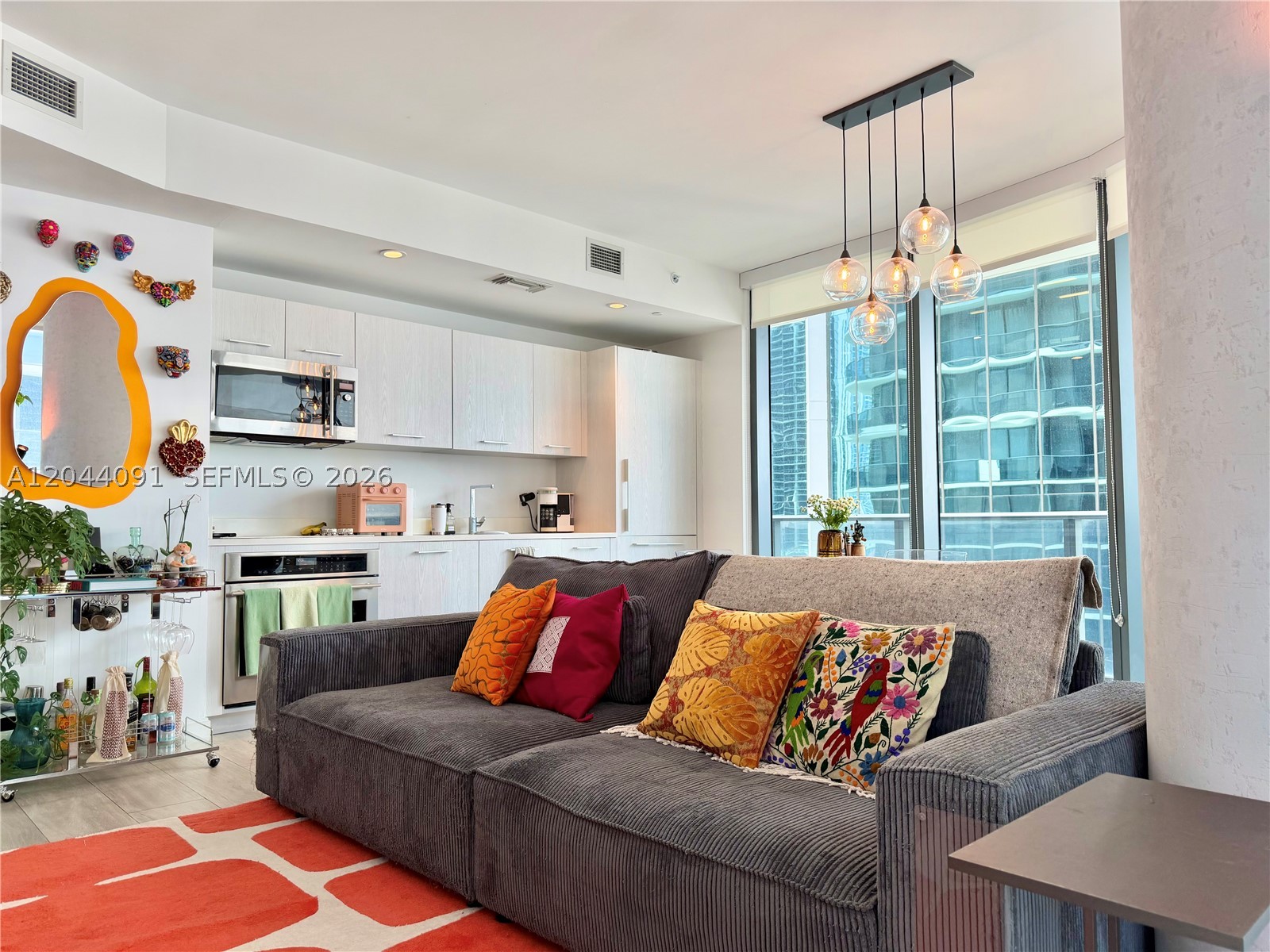 55 SW 9th St #2208, Miami FL 33130