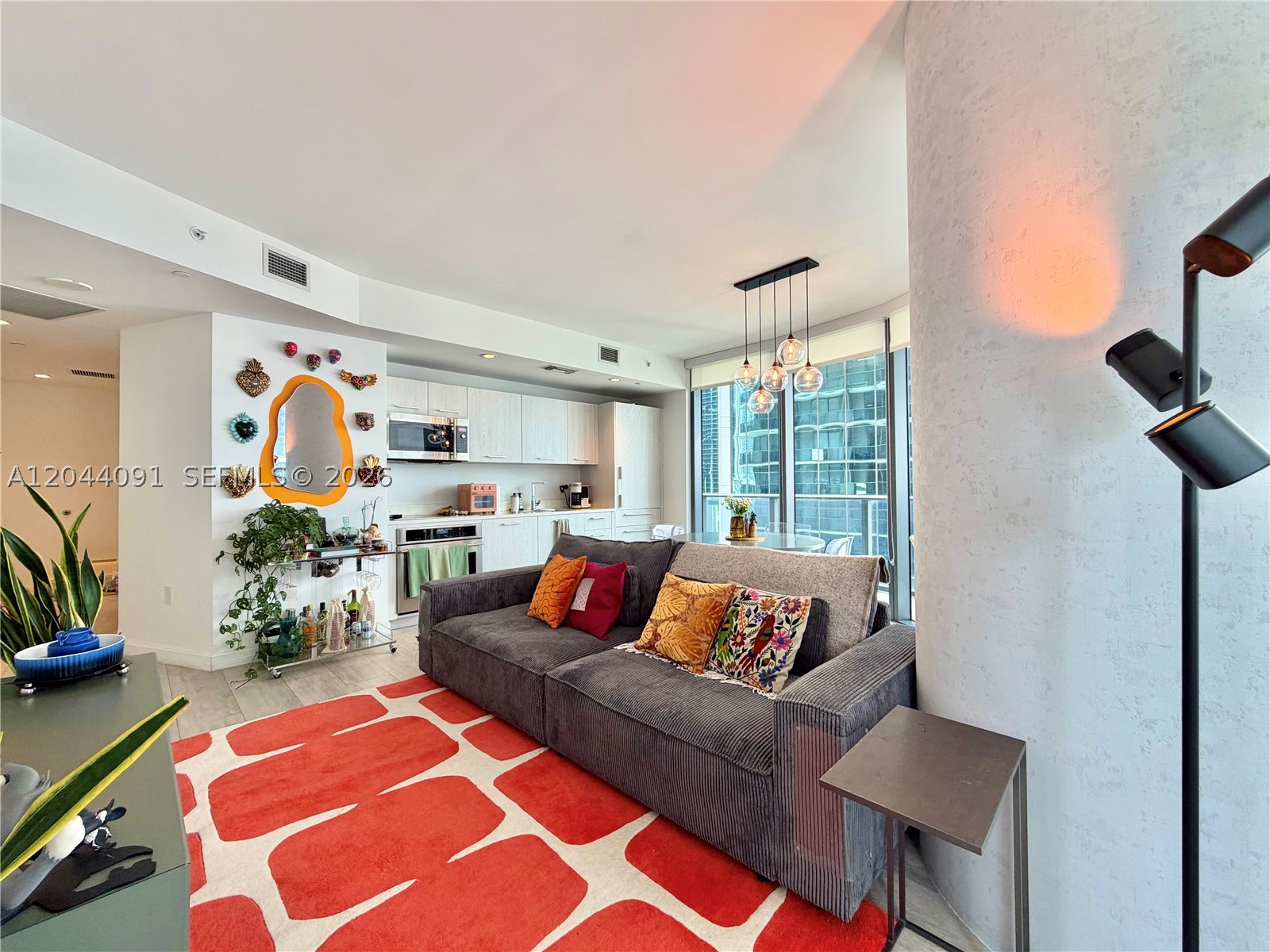 55 SW 9th St #2208, Miami FL 33130