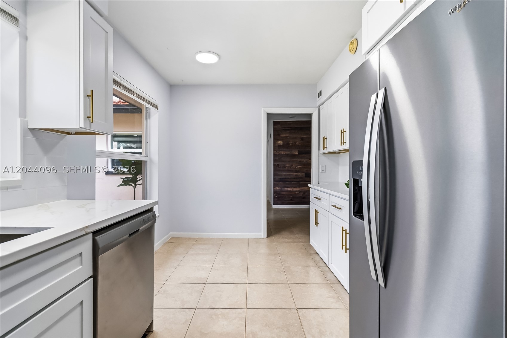 106 E Park Ln E, Hypoluxo FL 33462
