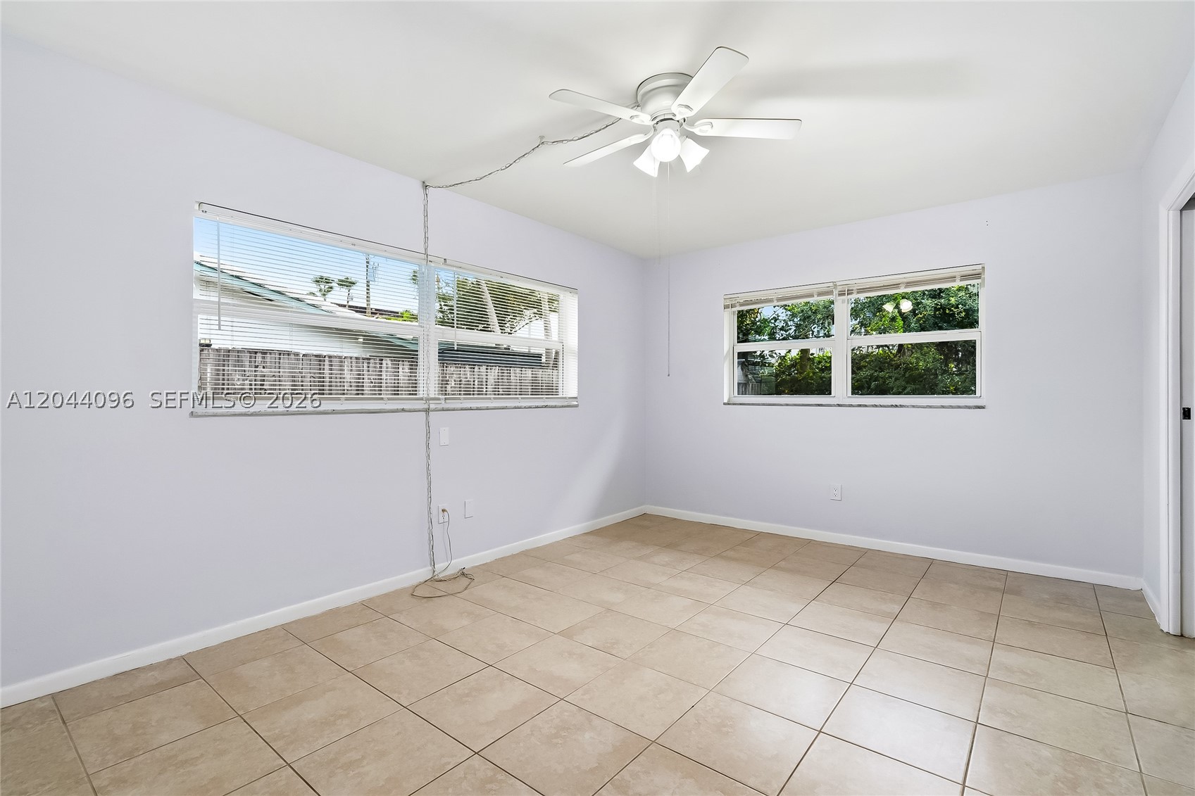 106 E Park Ln E, Hypoluxo FL 33462