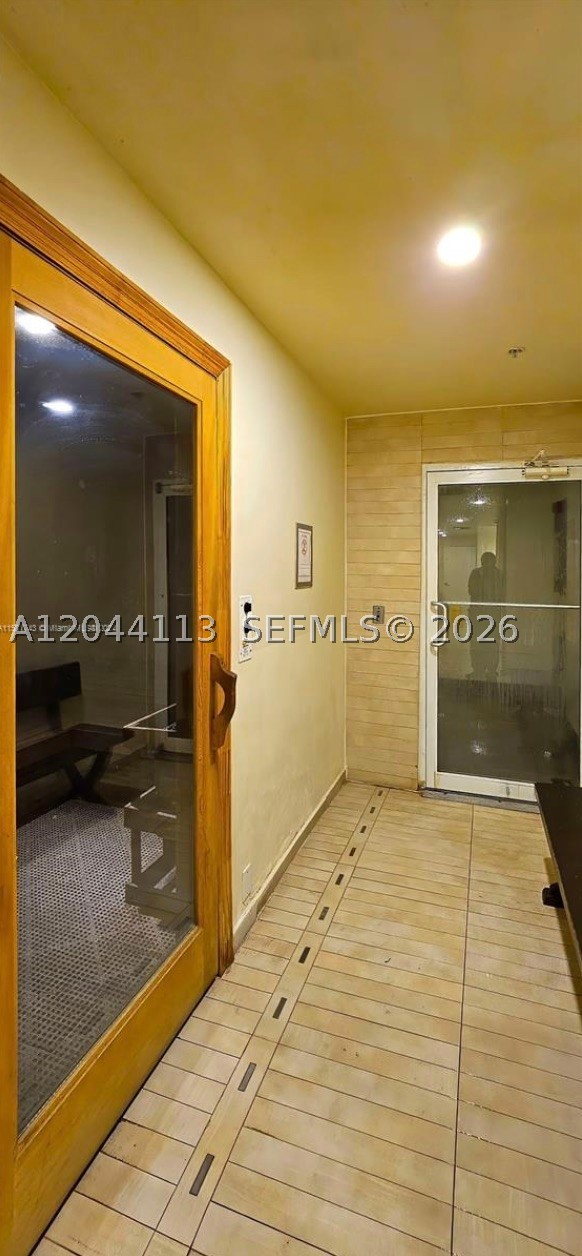 690 SW 1st Ct #1516, Miami FL 33130