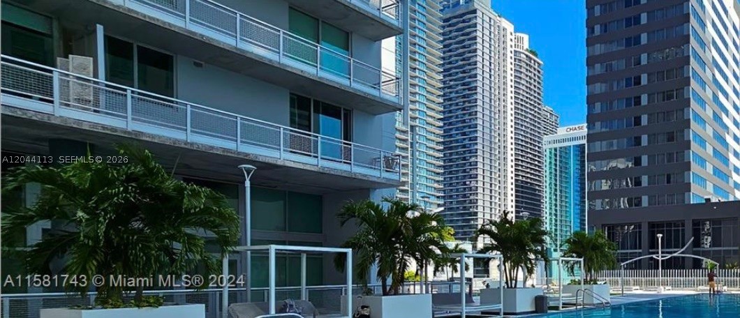 690 SW 1st Ct #1516, Miami FL 33130