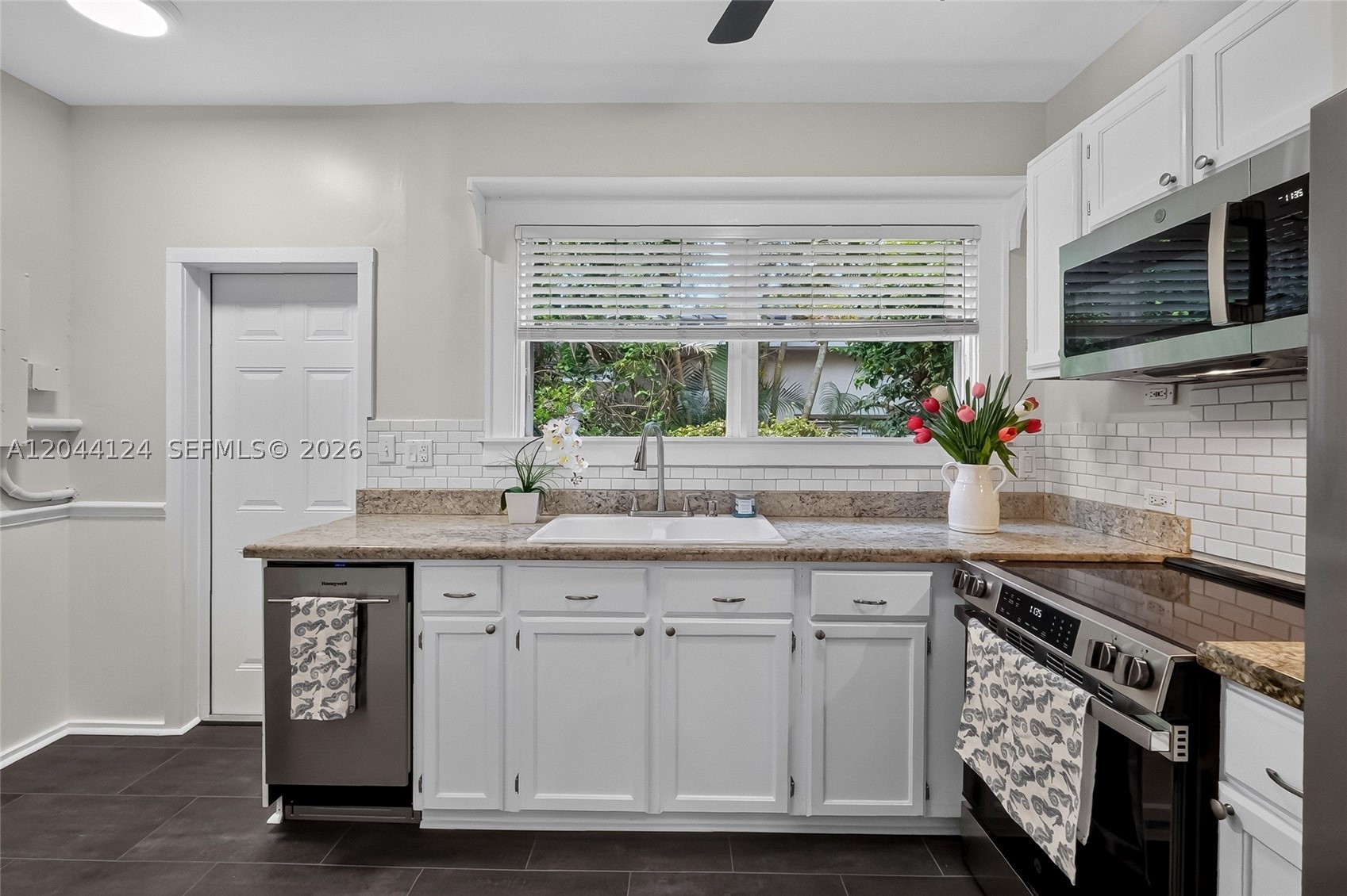 1107 Pizarro St, Coral Gables FL 33134