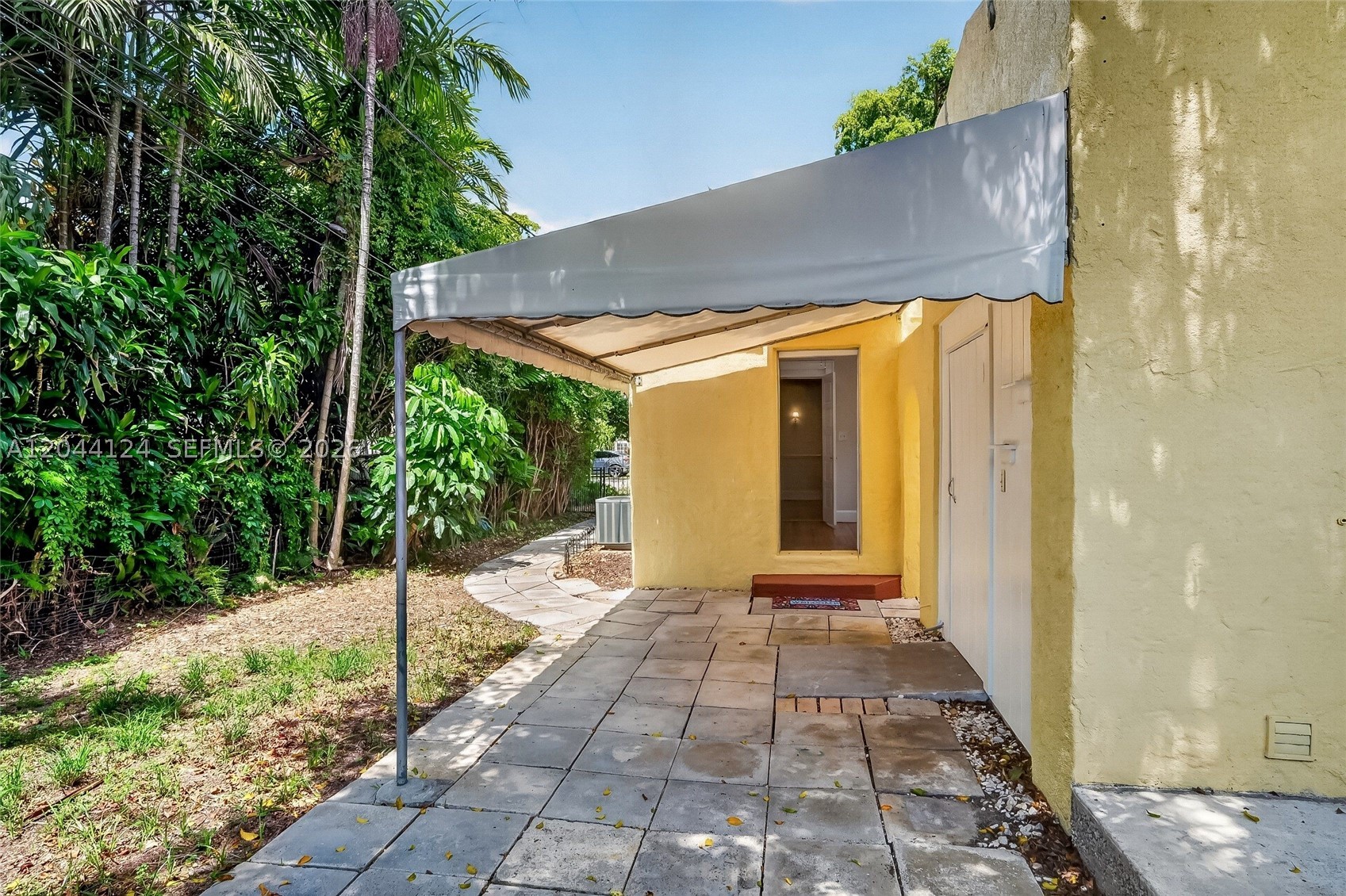 1107 Pizarro St, Coral Gables FL 33134