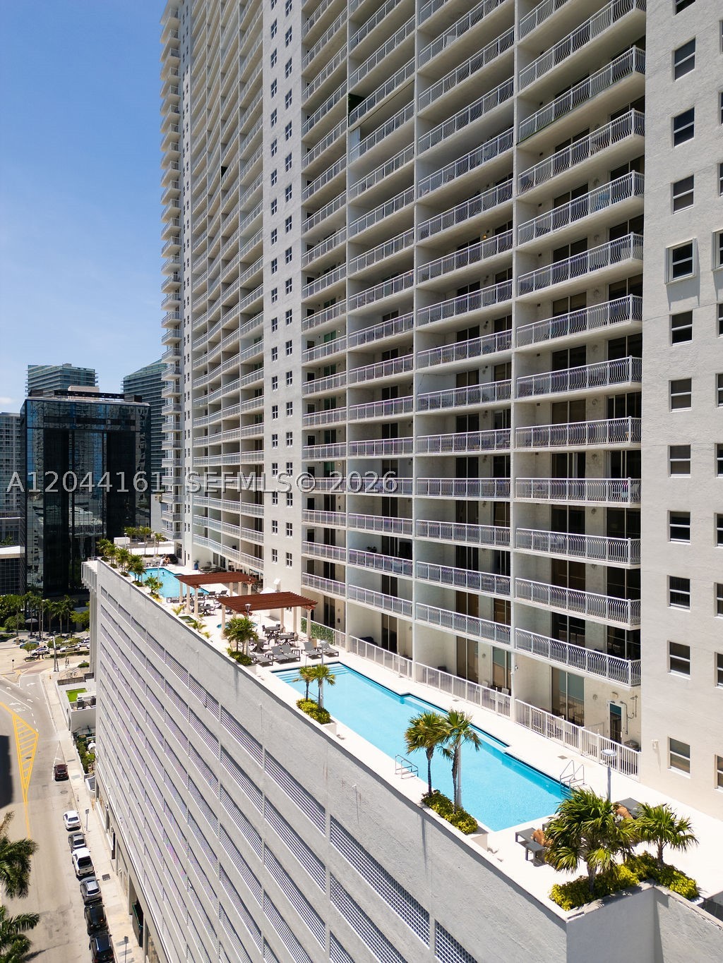 1200 Brickell Bay Dr #2806, Miami FL 33131