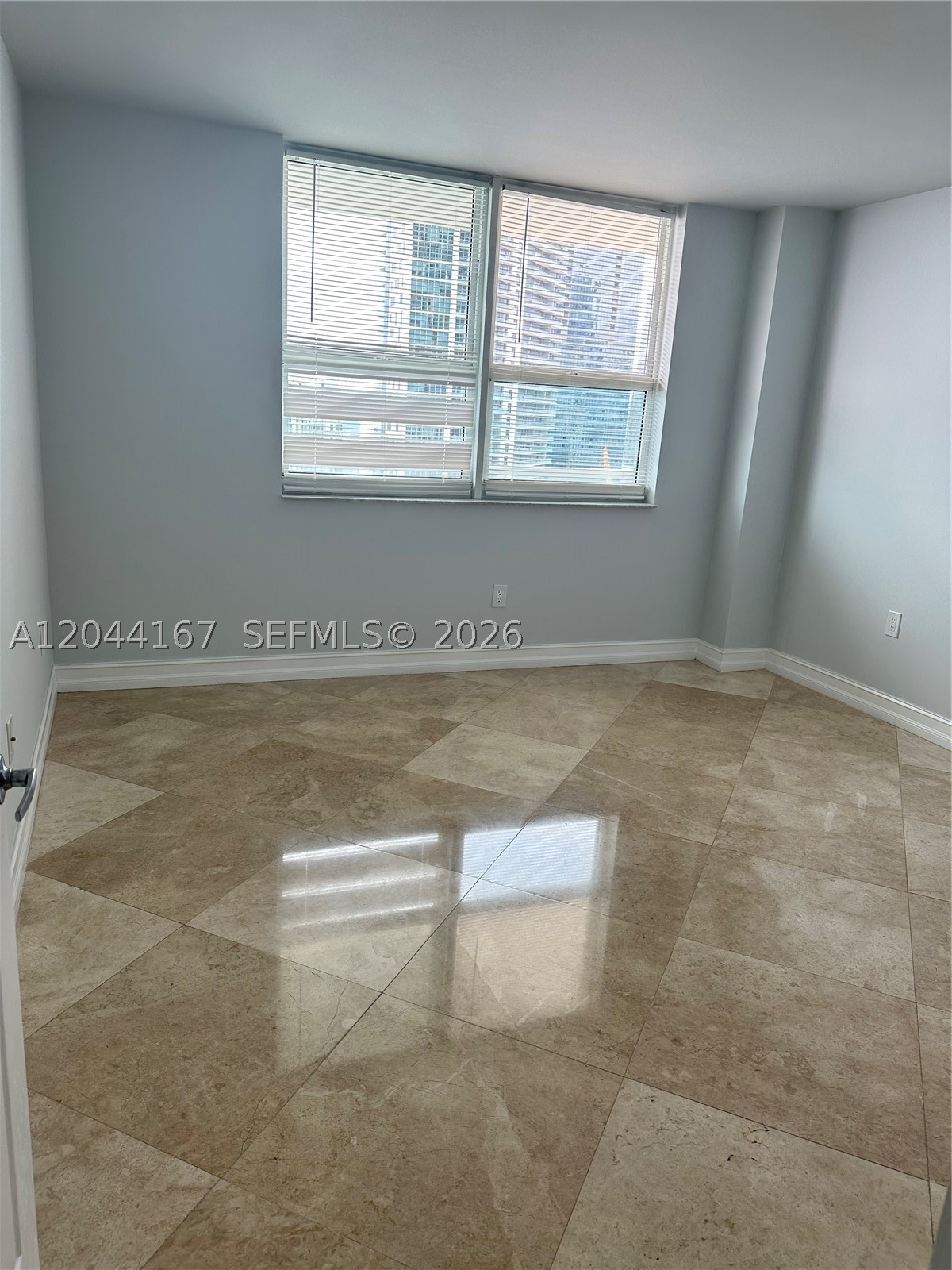 1155 Brickell Bay Dr #3107, Miami FL 33131