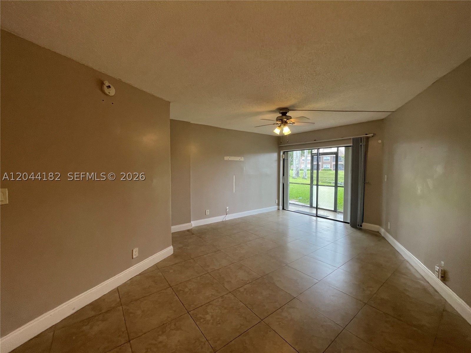 9044 NW 28th Dr #3-106, Coral Springs FL 33065