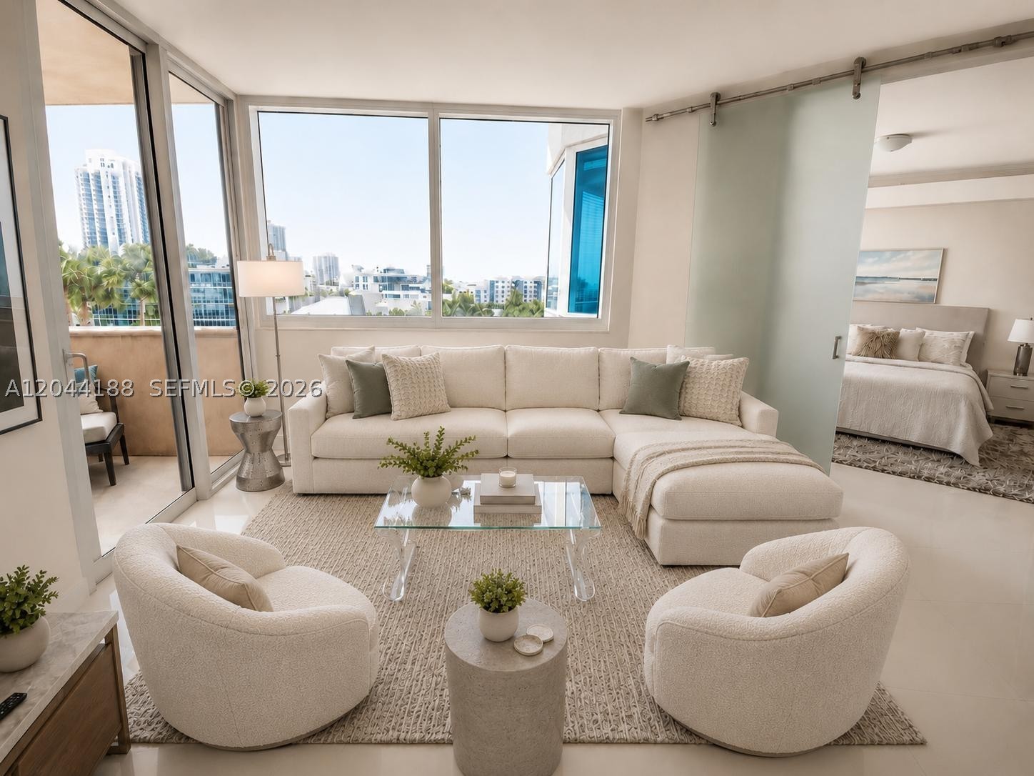300 S Pointe Dr #706, Miami Beach FL 33139