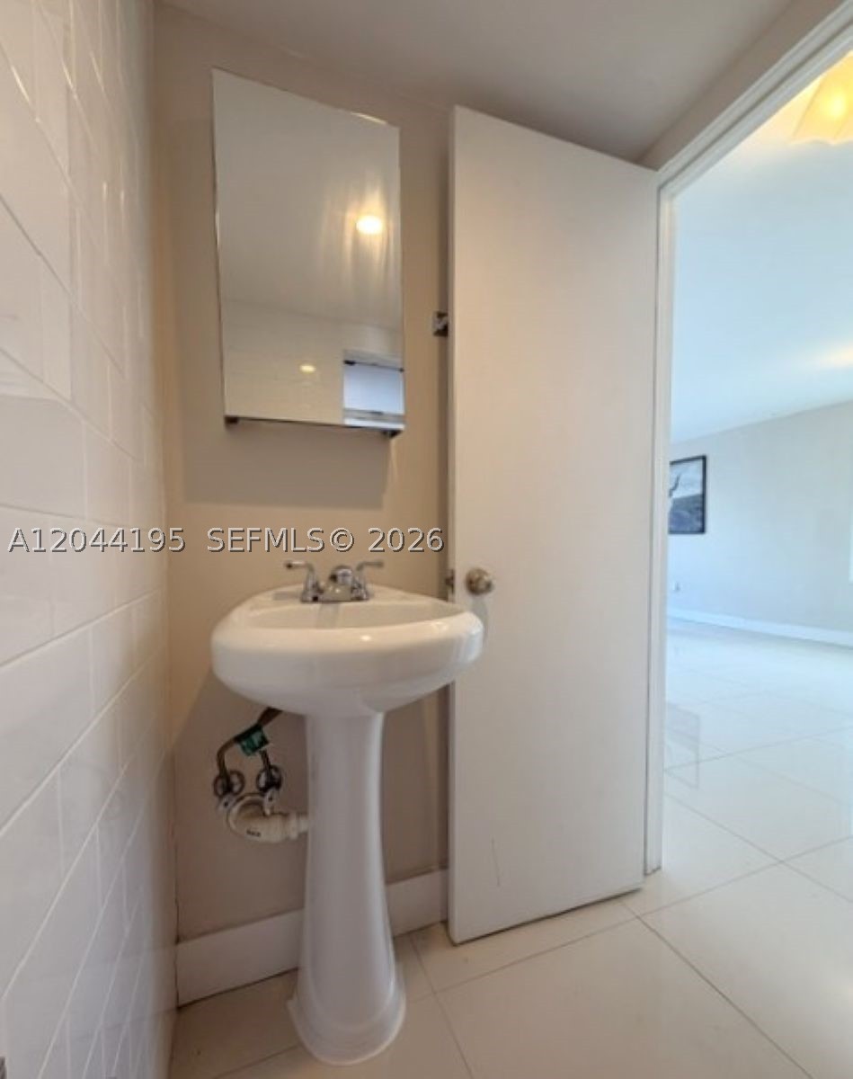 4141 Nautilus Dr #4J, Miami Beach FL 33140