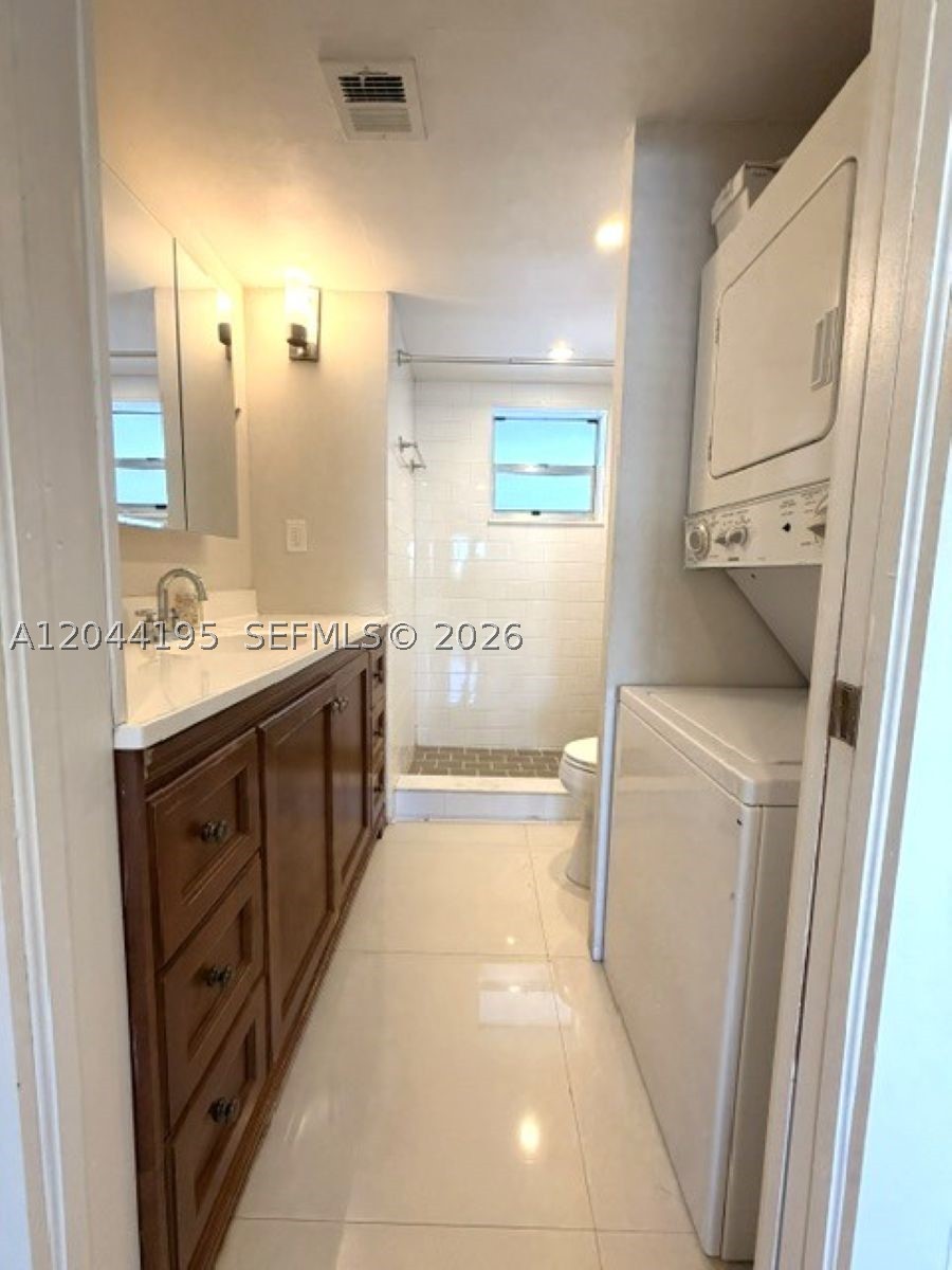 4141 Nautilus Dr #4J, Miami Beach FL 33140