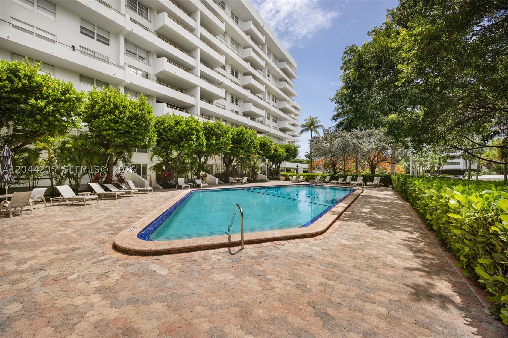155 Ocean Lane Dr #600, Key Biscayne FL 33149