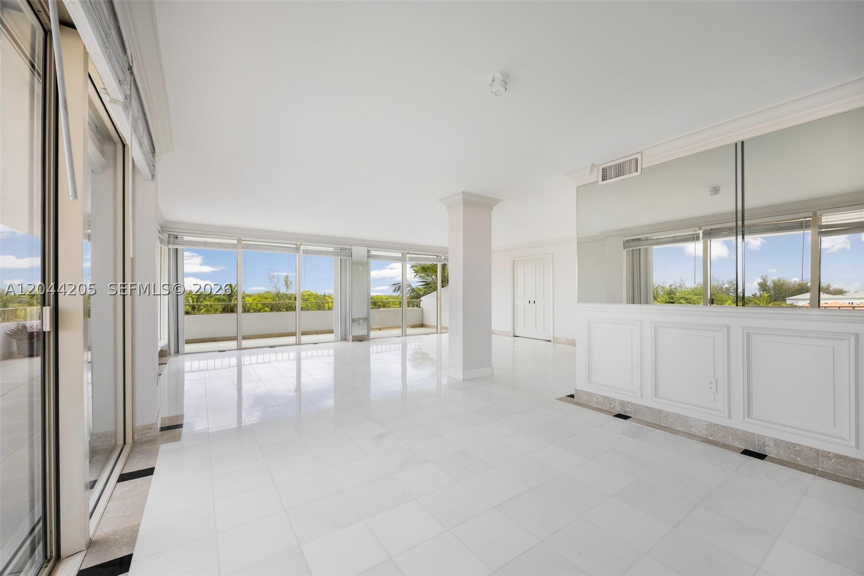 155 Ocean Lane Dr #600, Key Biscayne FL 33149