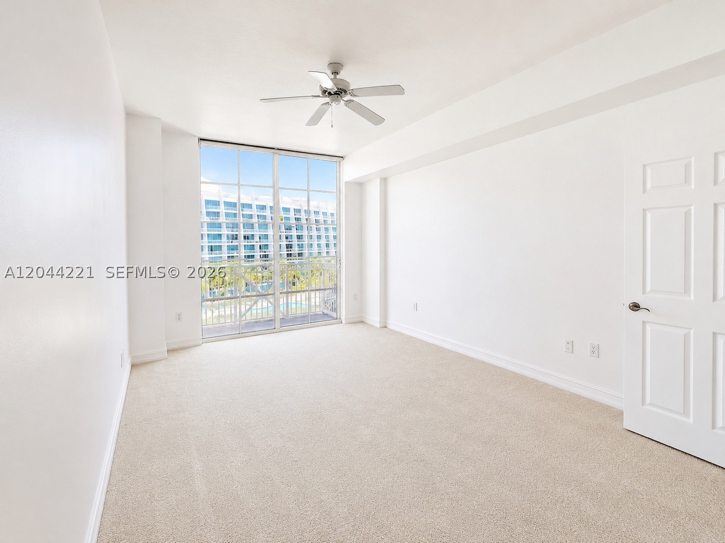 3001 NE 185th St #515, Aventura FL 33180