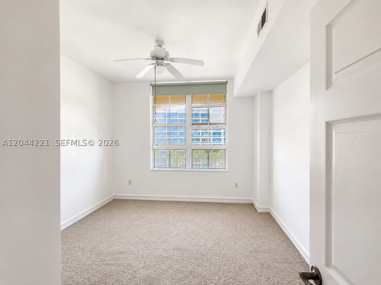 3001 NE 185th St #515, Aventura FL 33180