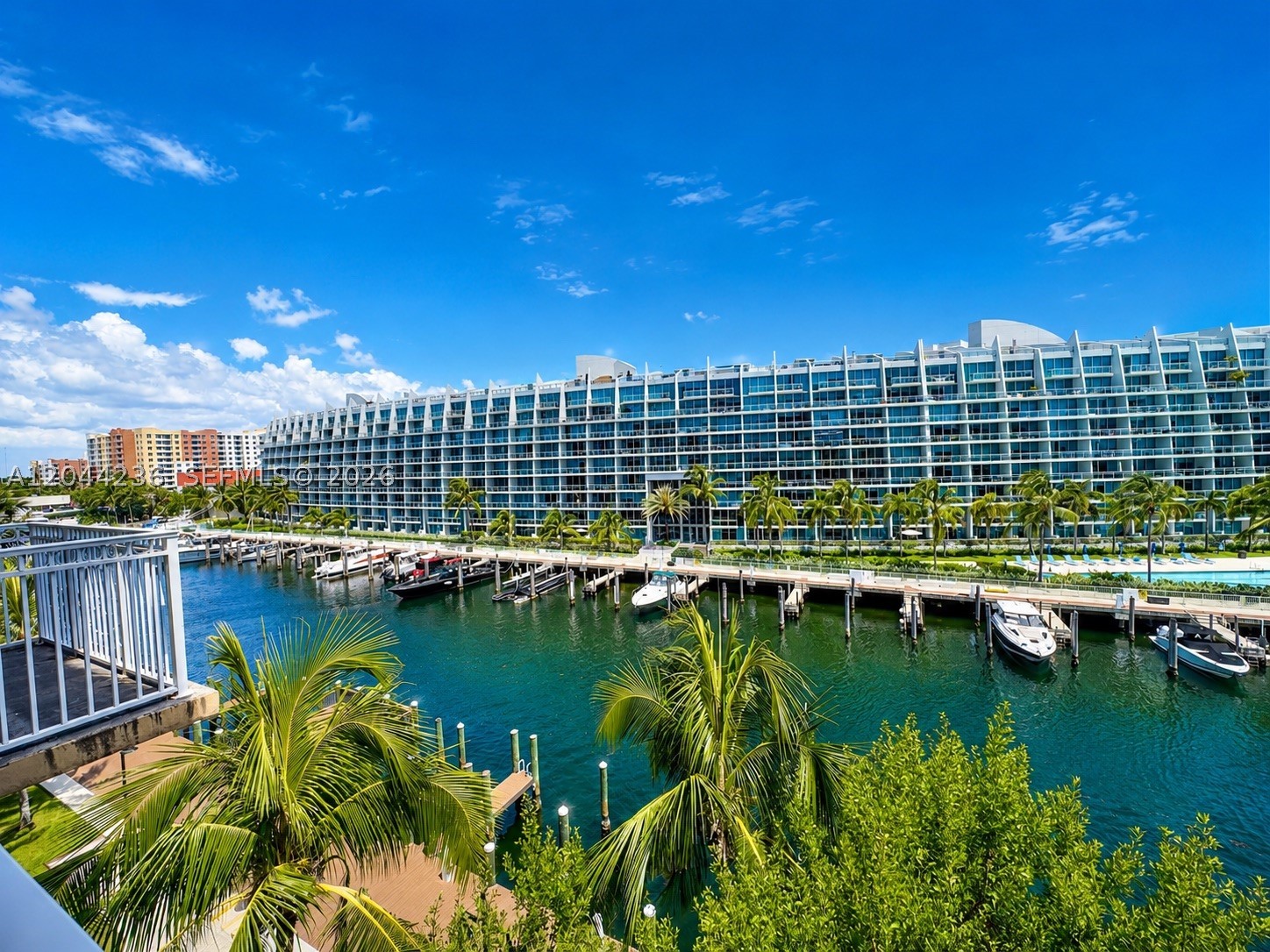 3001 NE 185th St #515, Aventura FL 33180