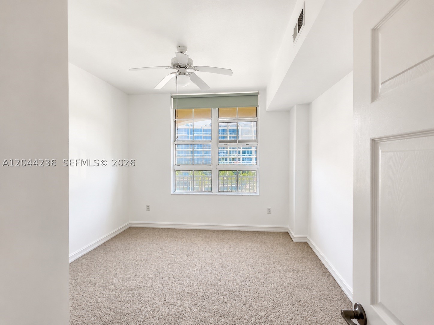 3001 NE 185th St #515, Aventura FL 33180