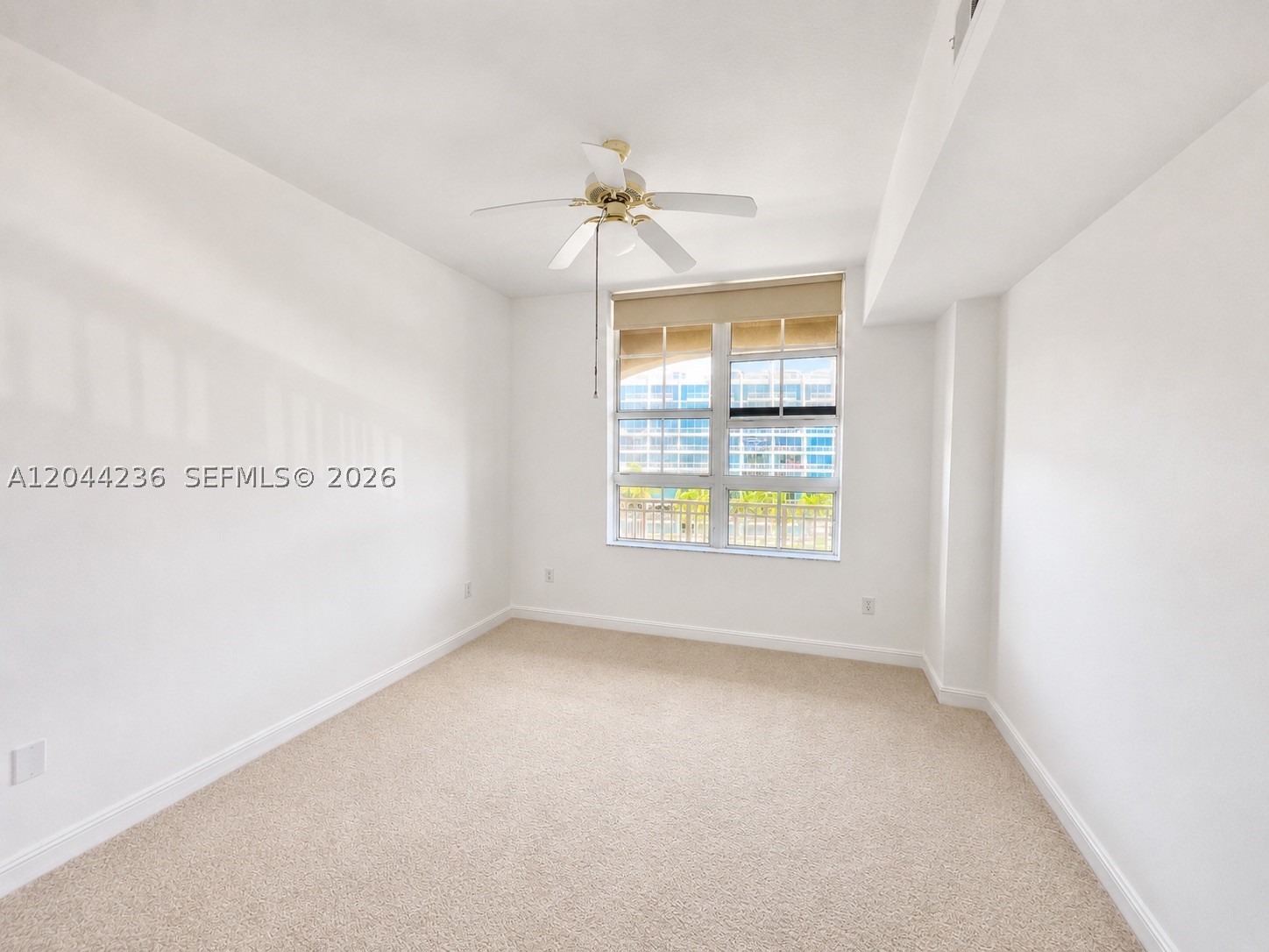 3001 NE 185th St #515, Aventura FL 33180