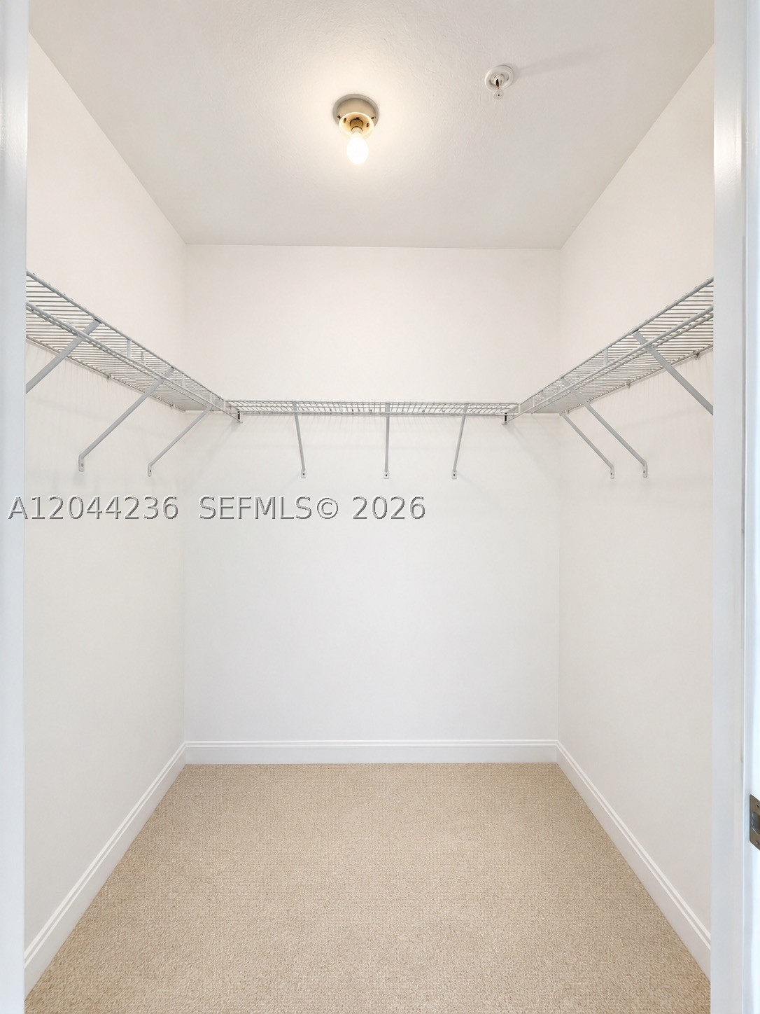 3001 NE 185th St #515, Aventura FL 33180