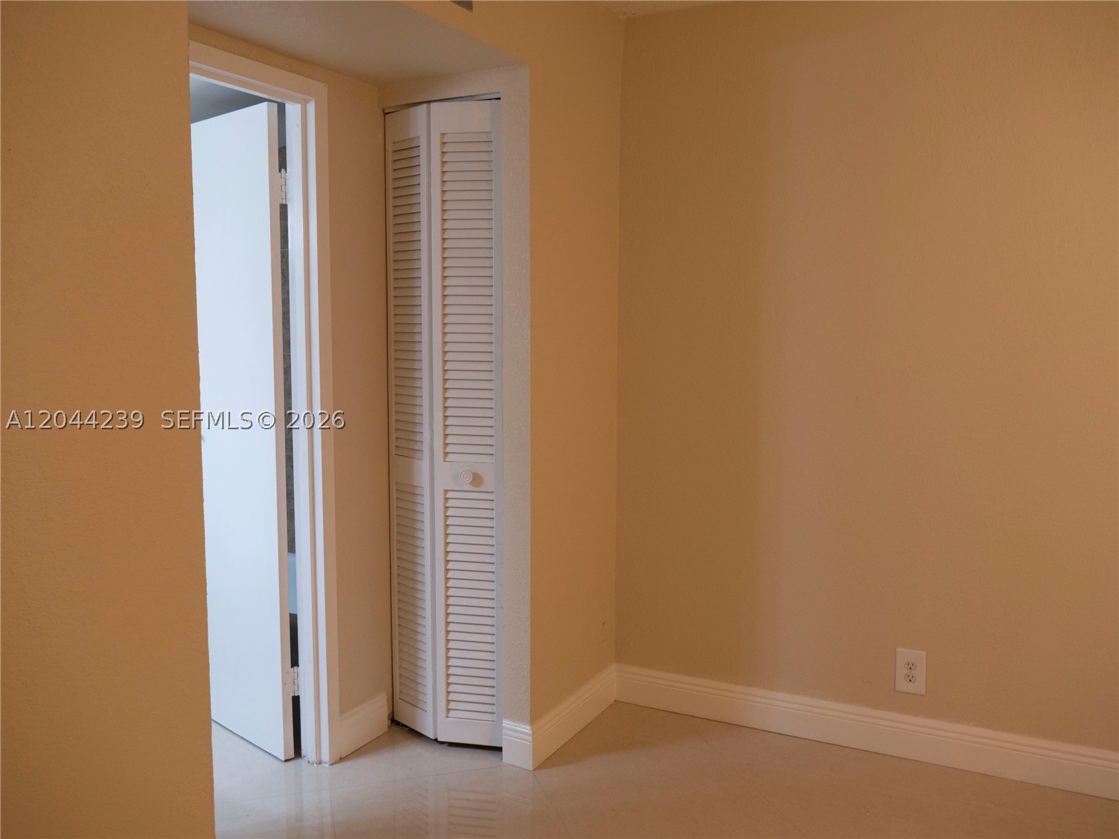 2998 NW 48th Ter #135, Lauderdale Lakes FL 33313