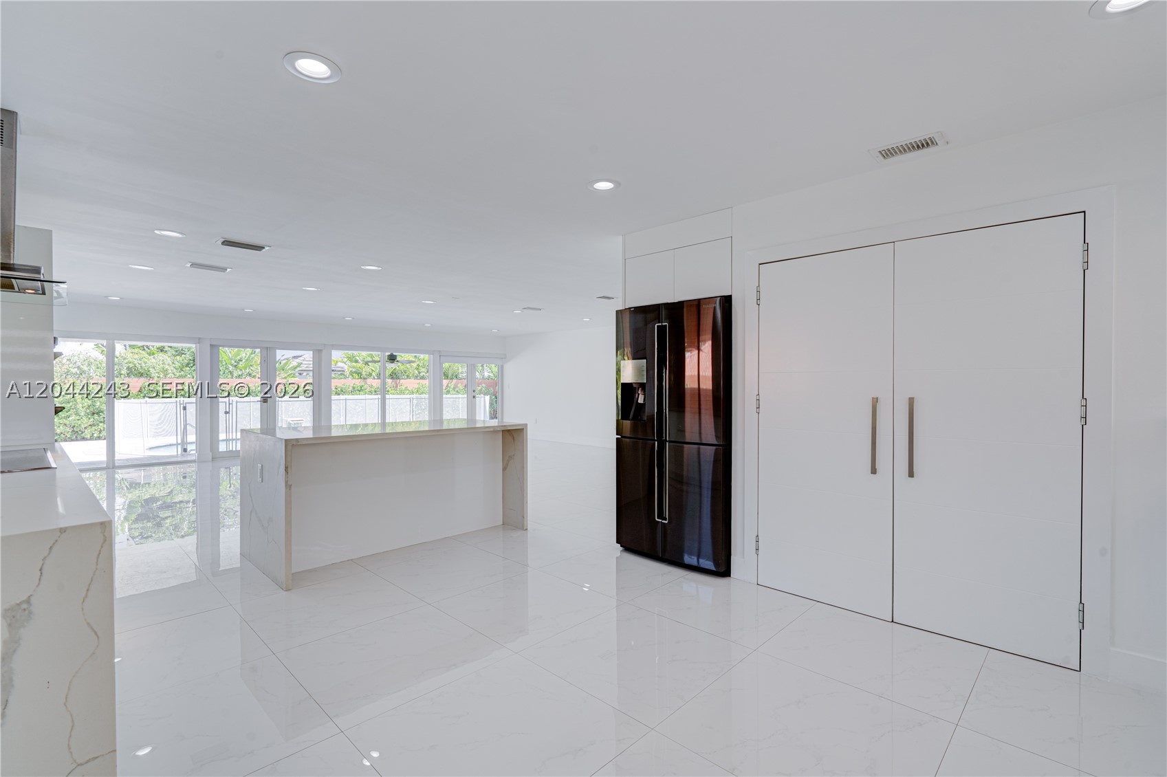 773 Woodcrest Rd, Key Biscayne FL 33149