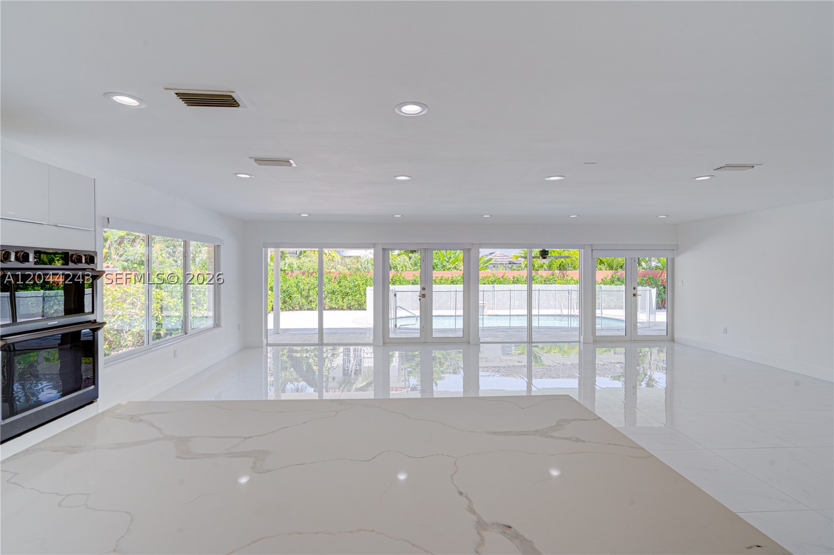 773 Woodcrest Rd, Key Biscayne FL 33149