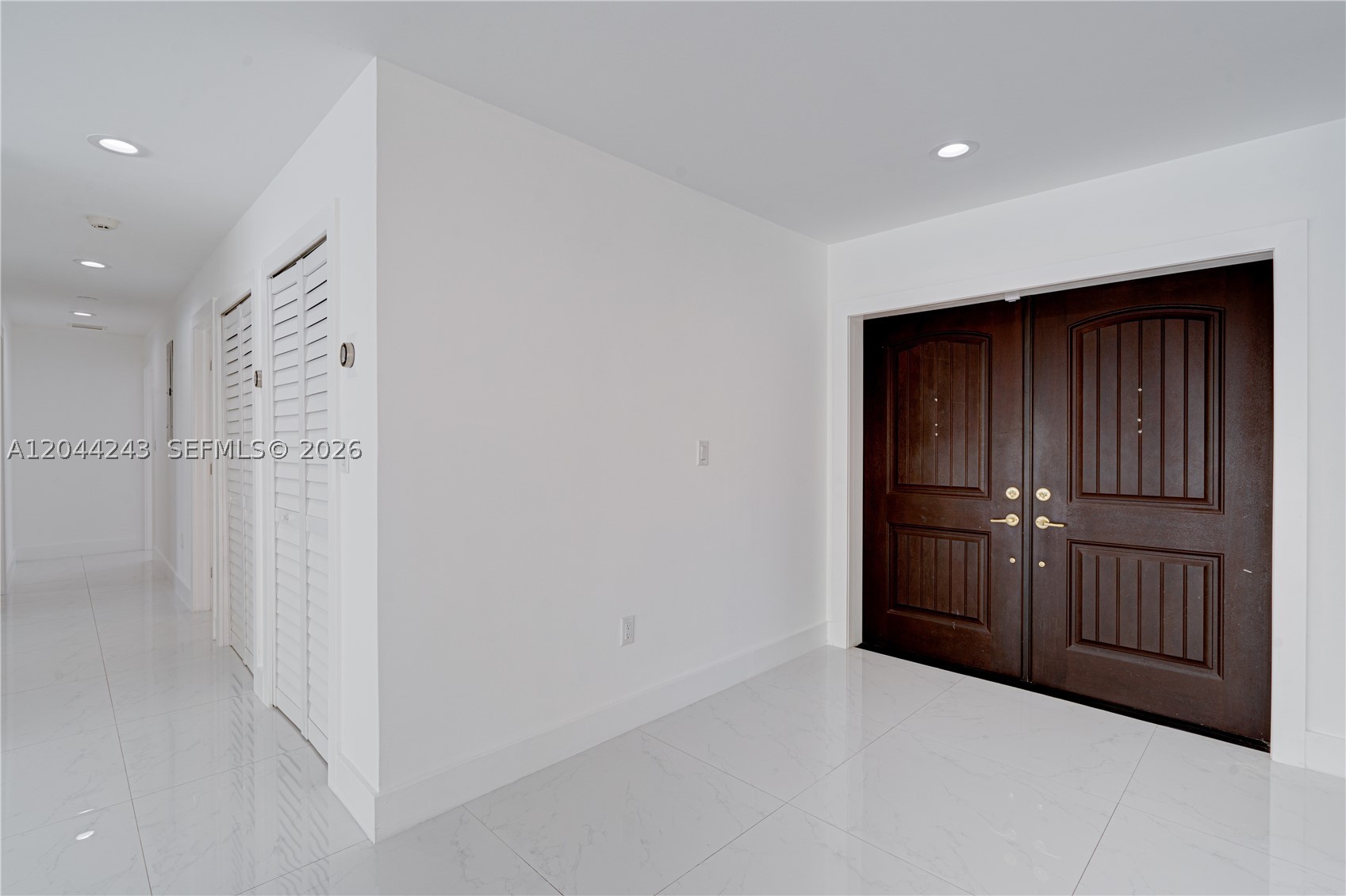 773 Woodcrest Rd, Key Biscayne FL 33149