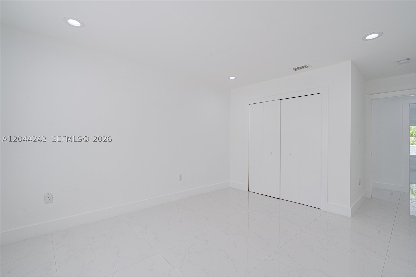 773 Woodcrest Rd, Key Biscayne FL 33149