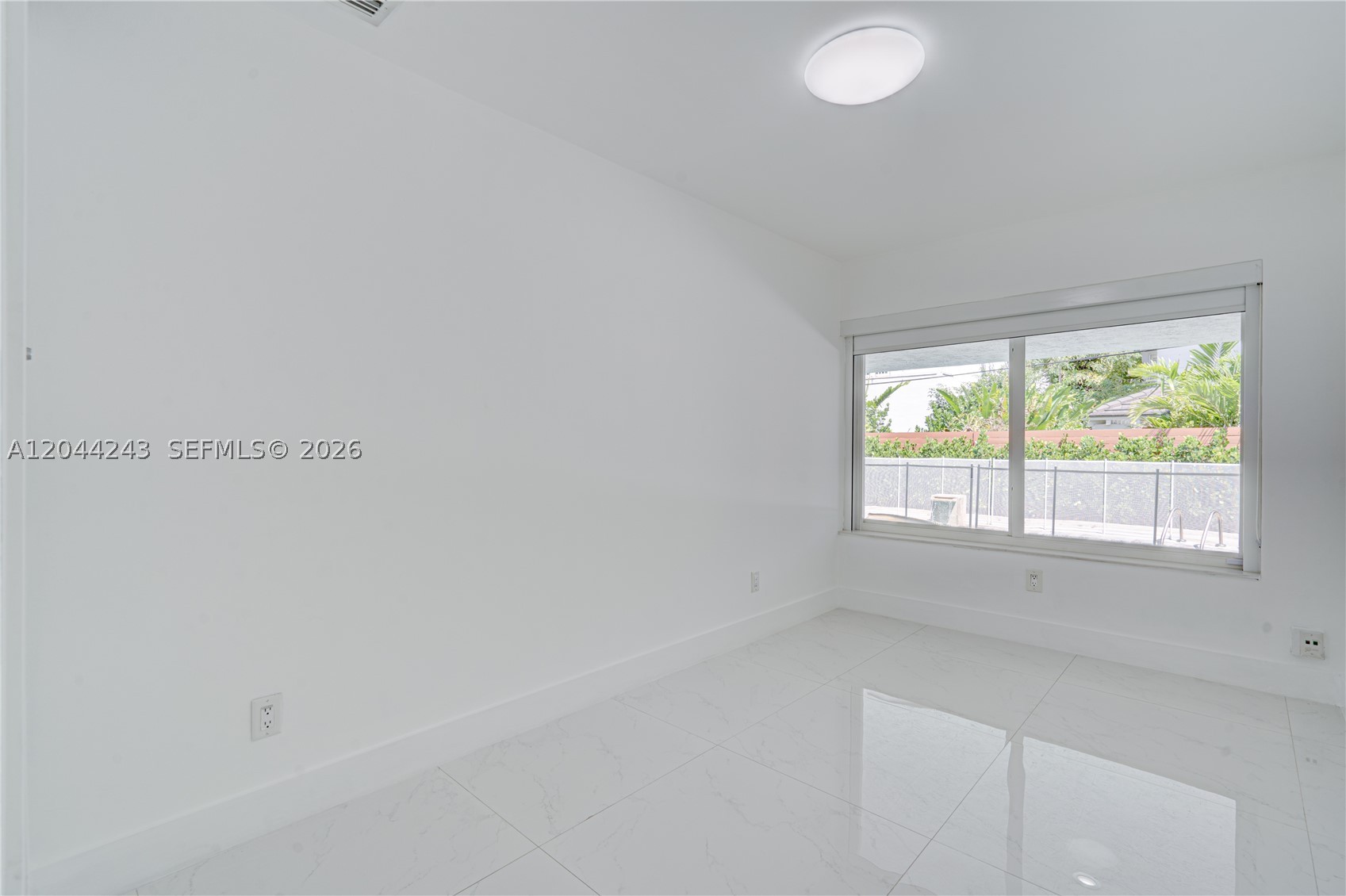773 Woodcrest Rd, Key Biscayne FL 33149