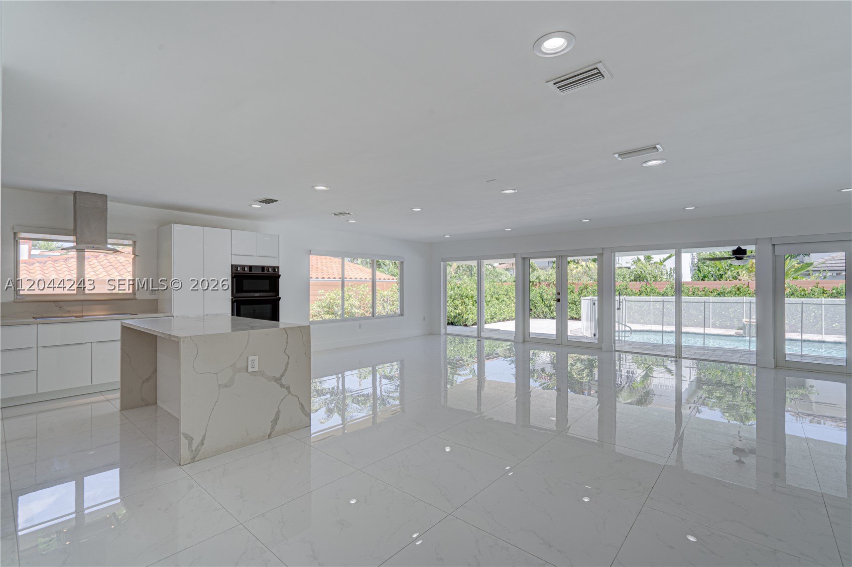 773 Woodcrest Rd, Key Biscayne FL 33149