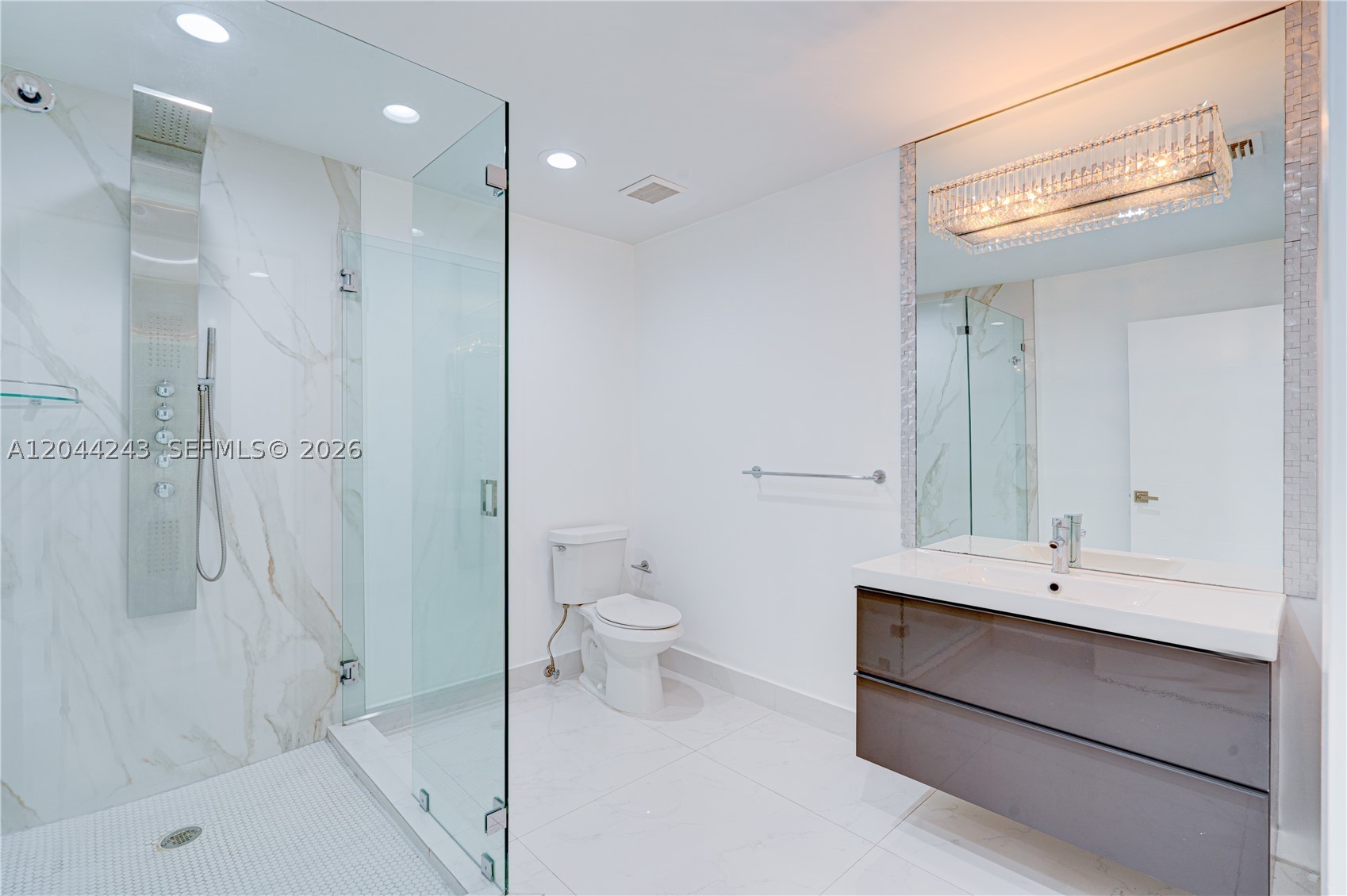 773 Woodcrest Rd, Key Biscayne FL 33149
