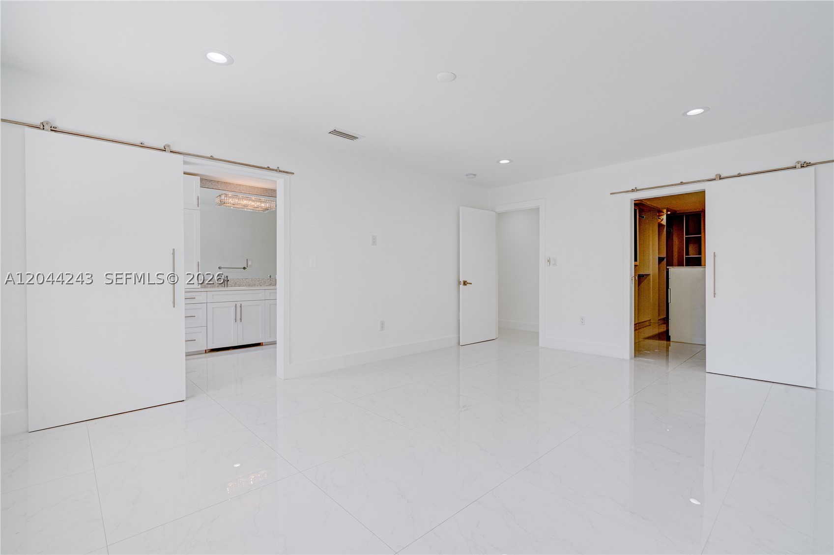 773 Woodcrest Rd, Key Biscayne FL 33149
