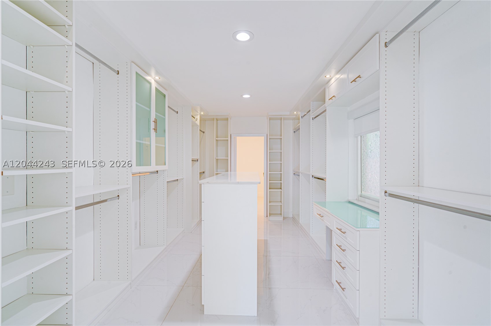 773 Woodcrest Rd, Key Biscayne FL 33149