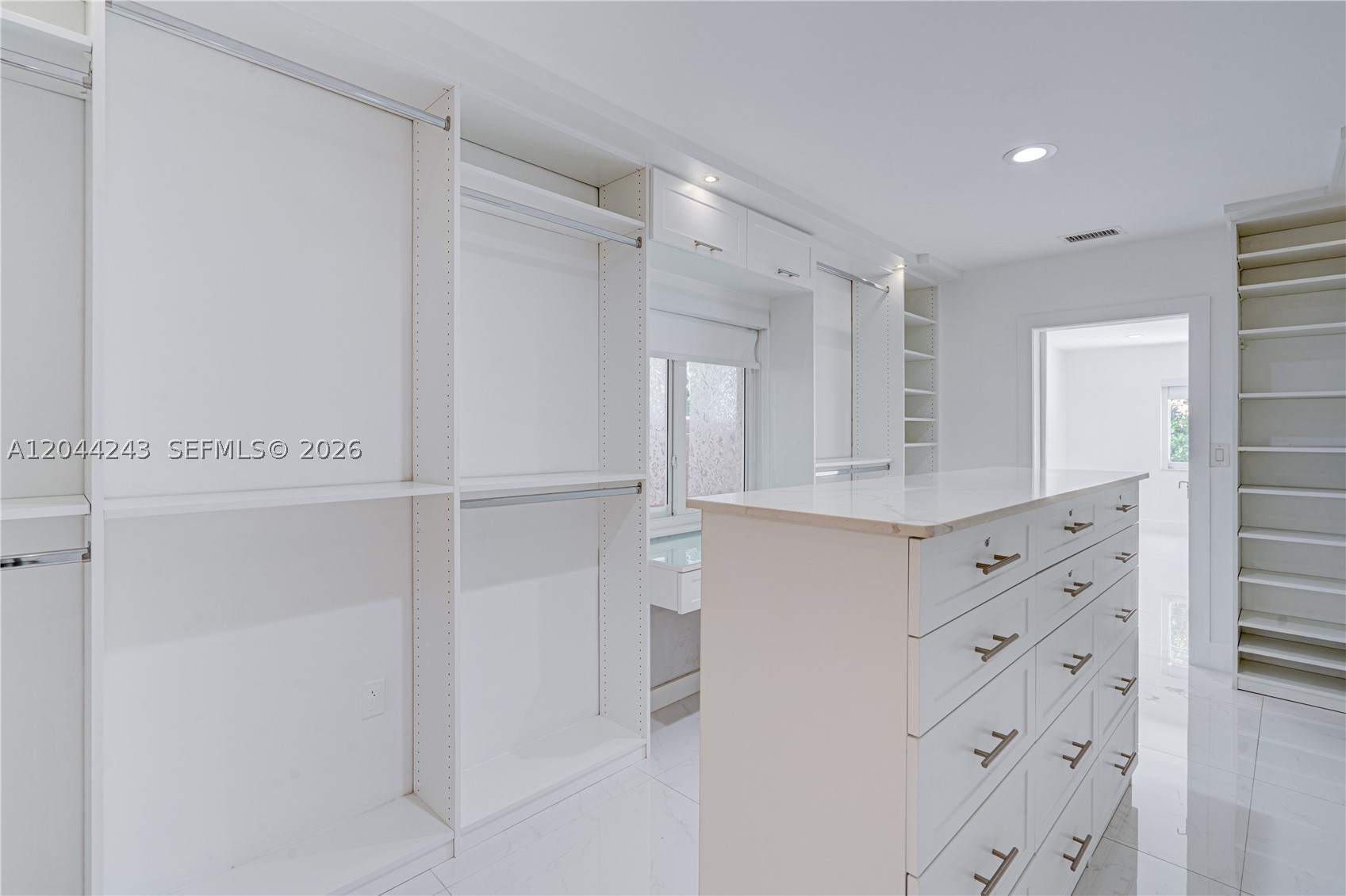 773 Woodcrest Rd, Key Biscayne FL 33149
