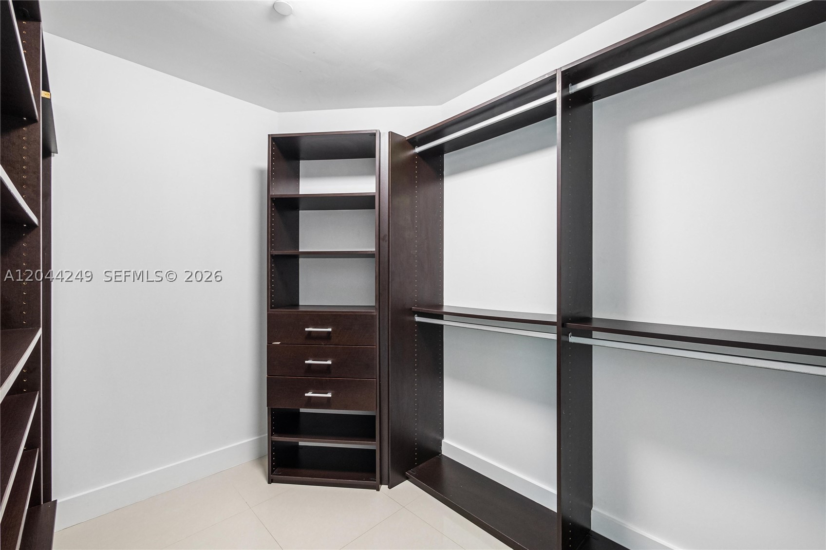 2020 N Bayshore Dr #3904, Miami FL 33137